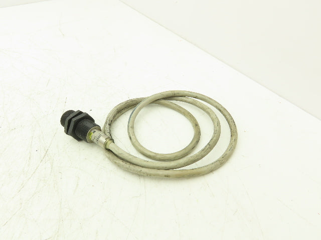 Omron E2FM-QX5D1 Inductive Proximity Sensor 36" Cut Cable