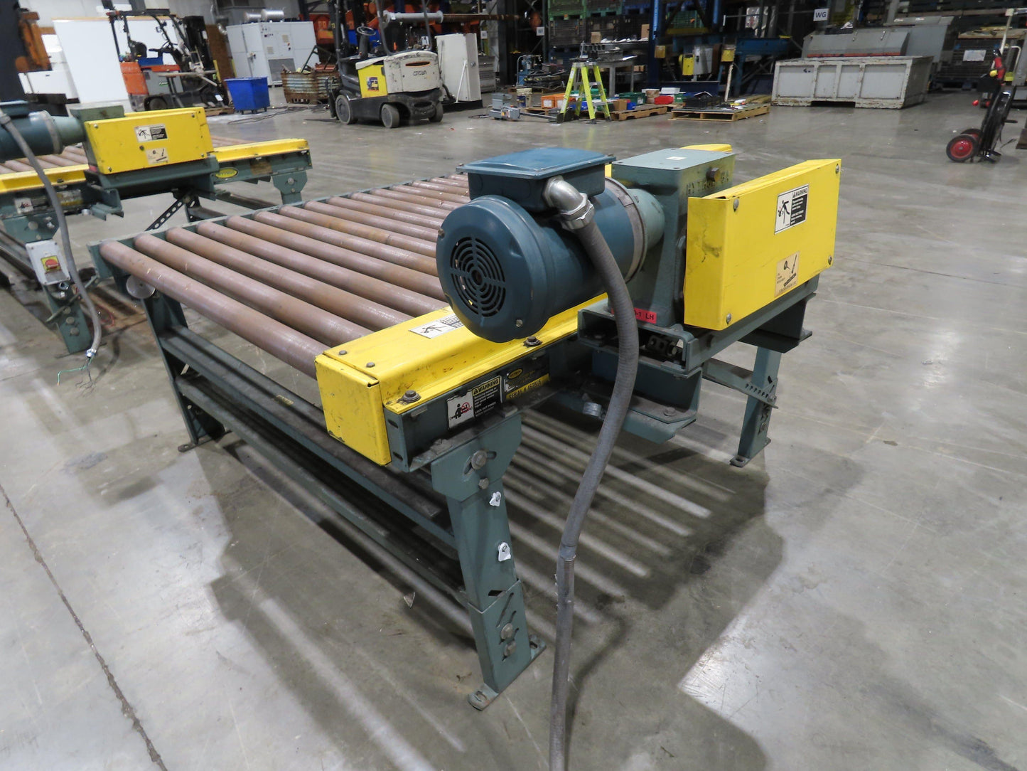 Hytrol Pallet Conveyor 2.5" Roller 51"BF x 5'L 460V Chain Drive 36fpm 30-36"H