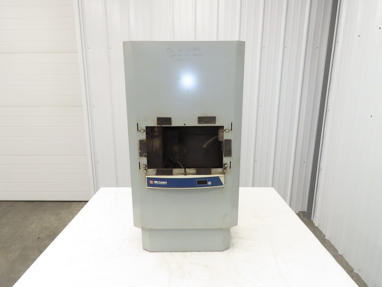 McLean M28-0626-010 Electrical Enclosure Air Conditioner 6000 BTU 460V 1Ph