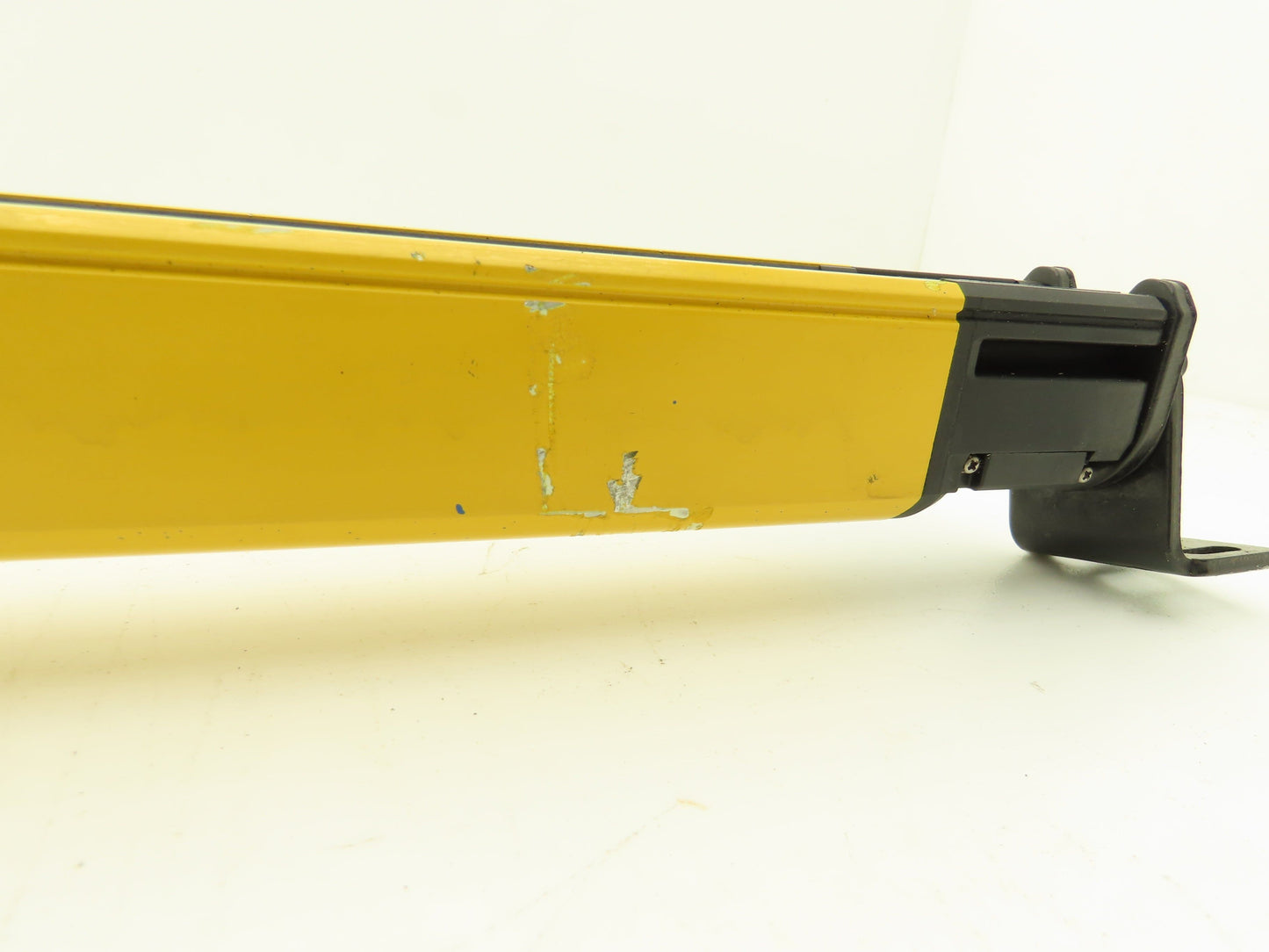 Keyence SL-V32HM-T Safety Light Curtain Transmitter 620mm 9m