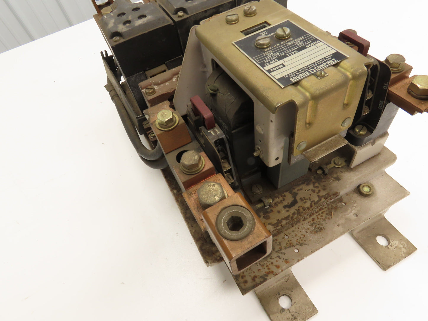 Square D GO 1 Motor Starter Class 8536 Ser C NEMA Size 5 600V 200Hp 4AWG-500MCM