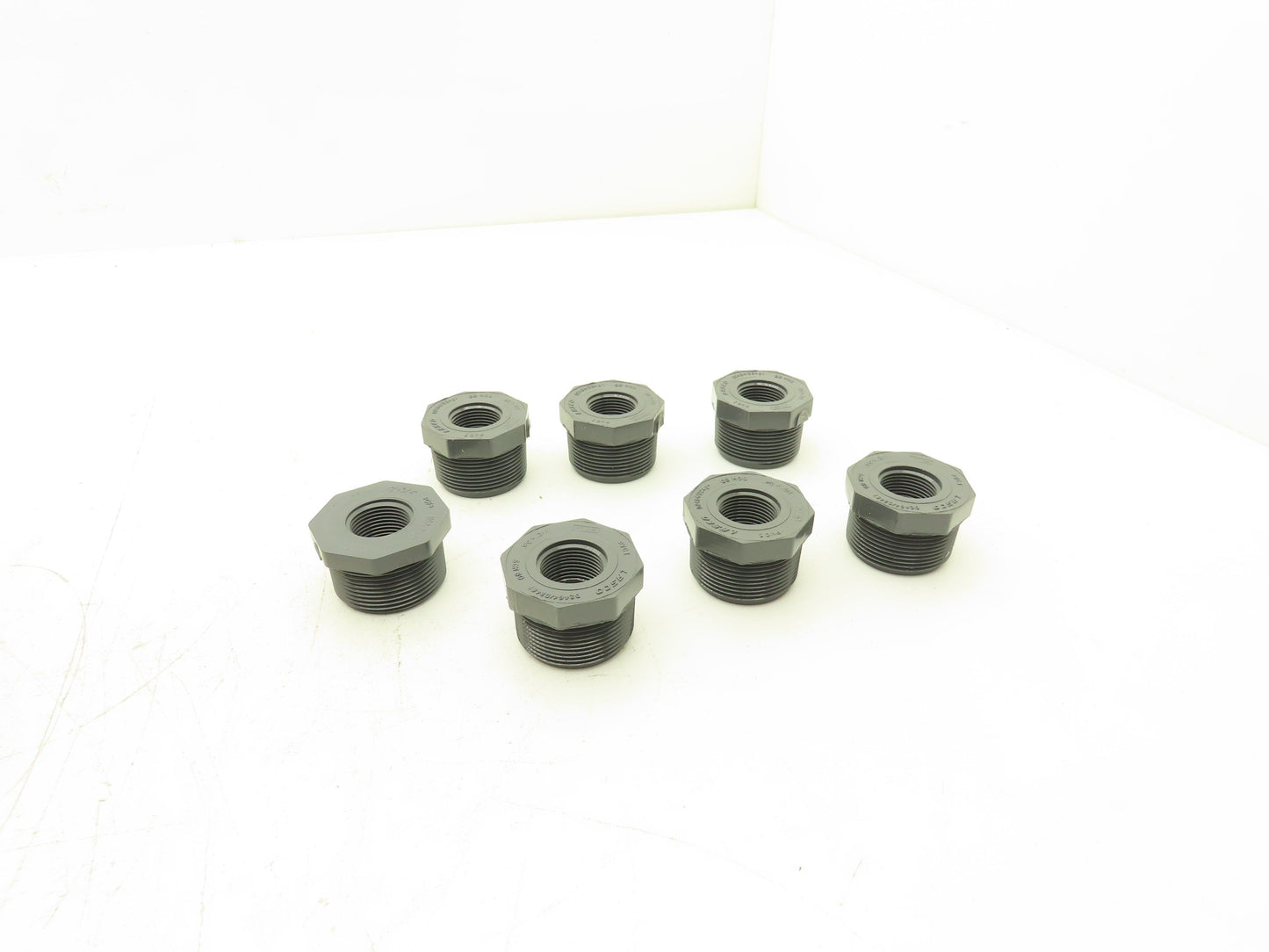 Lasco D2464 Pipe Fitting Adapter 3/4" NPT 1-1/2" NPT Schedule 80 PVCI Lot of 7