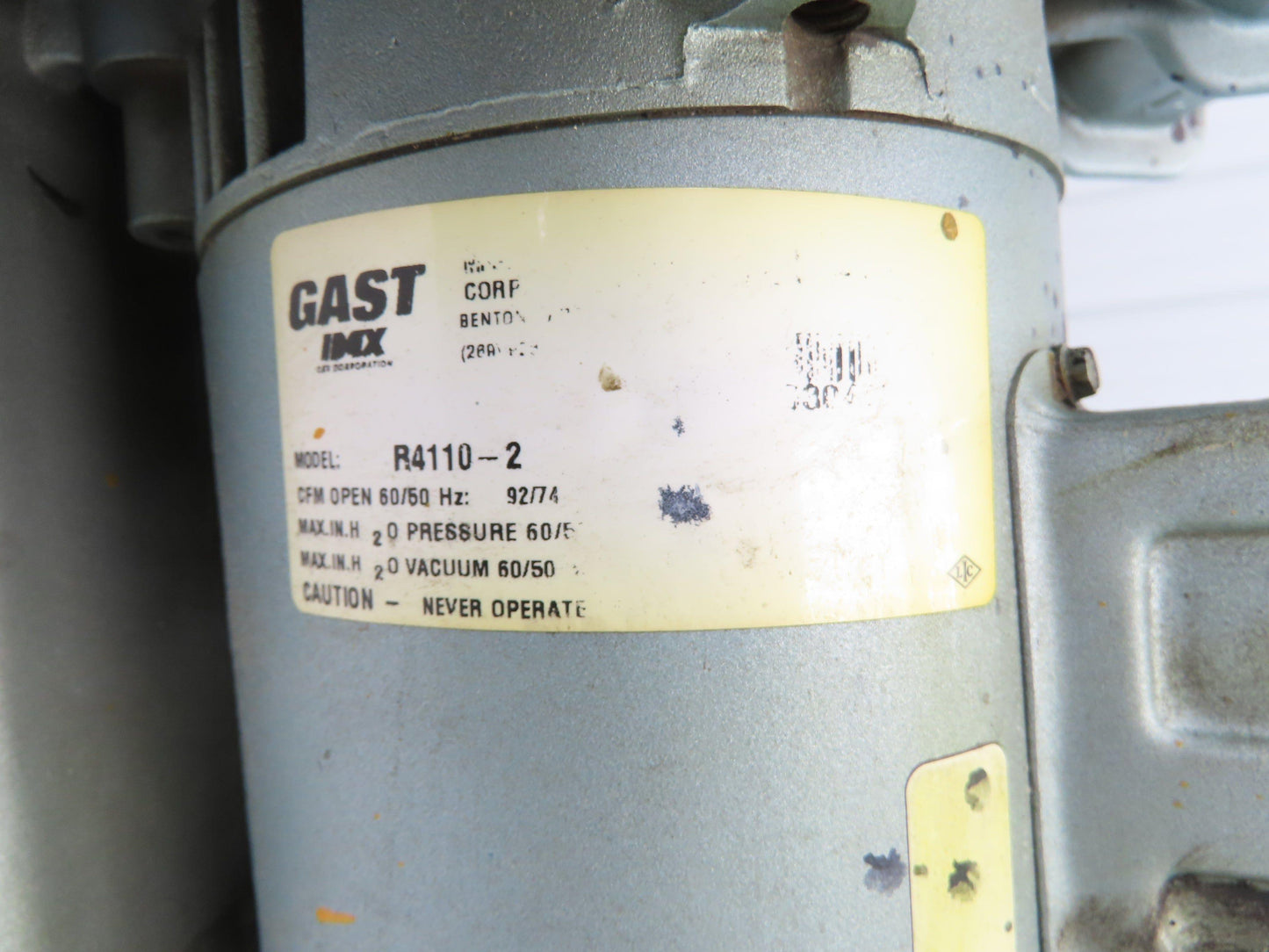 Gast R4110-2 Regenair Regenerative Blower Vacuum Pump 1Hp 3450rpm 115/230v 1ph
