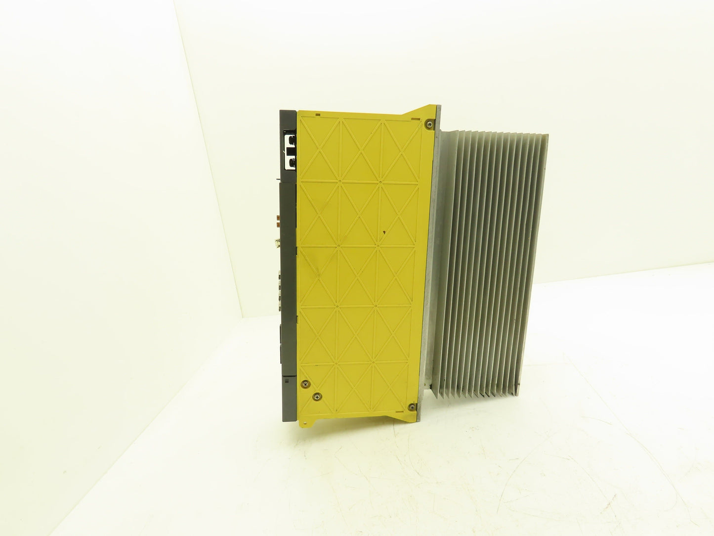 Fanuc A06B-6096-H106 Servo Amplifier Module 230V 52.2A Out 9.1kW