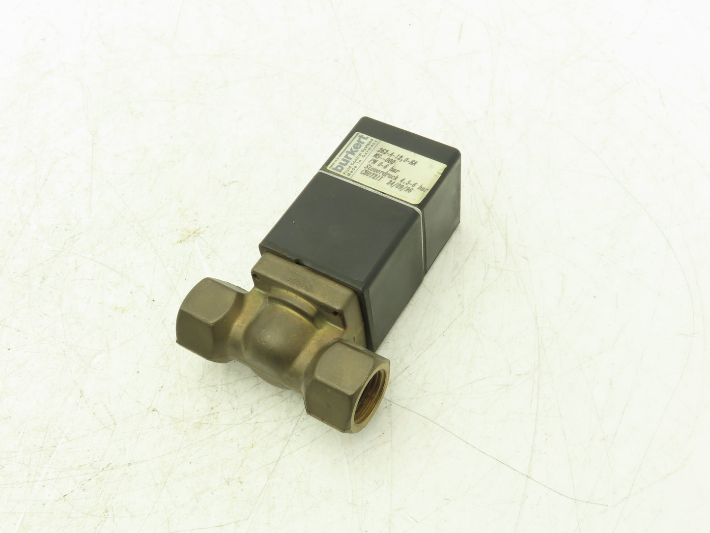 Burkert 262 Pneumatically Operated Valve 2 Position 2 port 0-87psi G 1/2