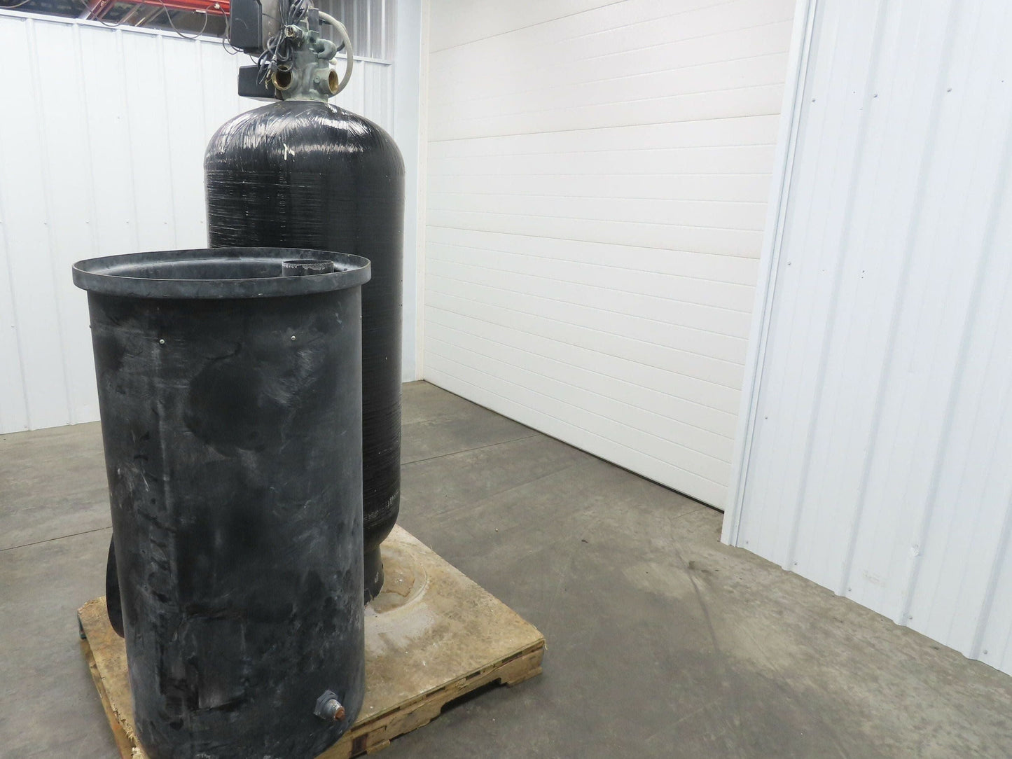 Pentair High Capacity Single Tank Water Softener 90 Gallon Brine Tank 2" Hookup