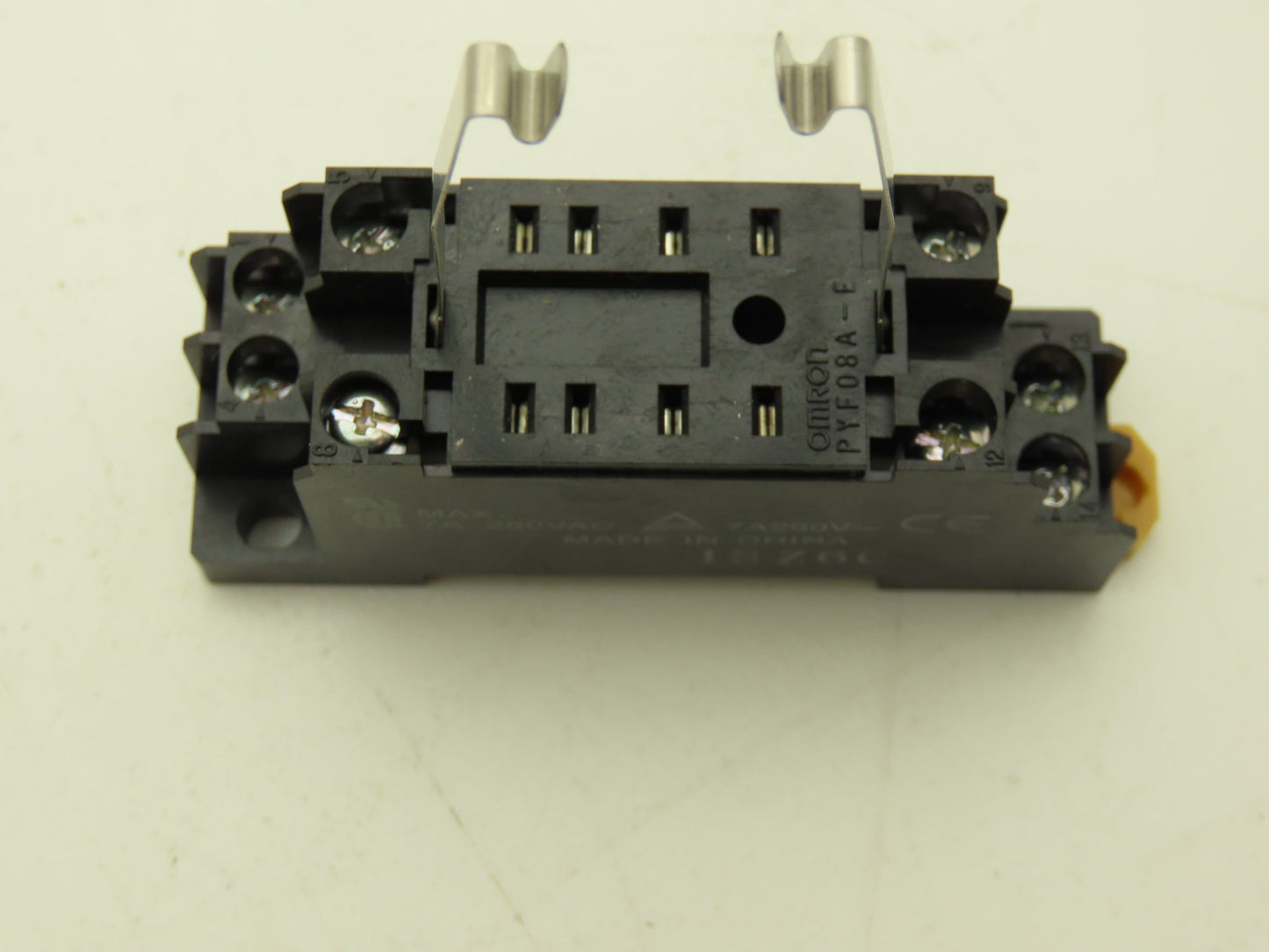 Omron MY2N-D2 Socket Relay 24VDC With Base PYF08A-E Lot Of 12