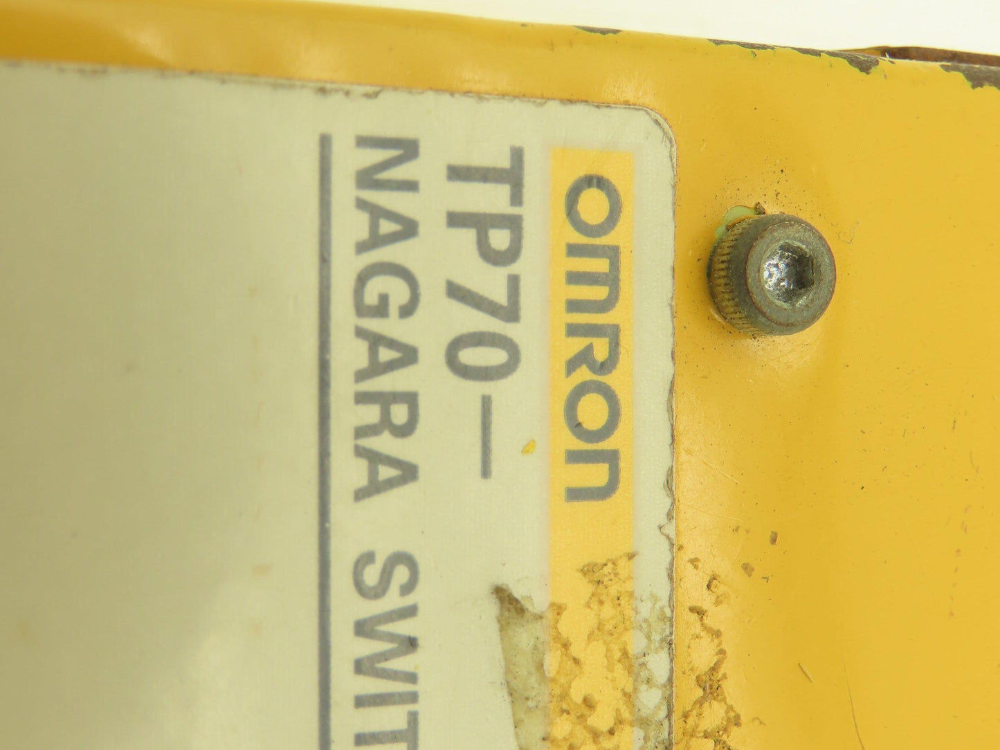 Omron TP70-1S2 Nagara Flexible Rod Switch Front Mount 125VAC