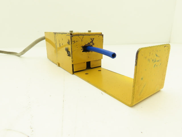 Omron TP70-1S2 Nagara Flexible Rod Switch Front Mount 125VAC