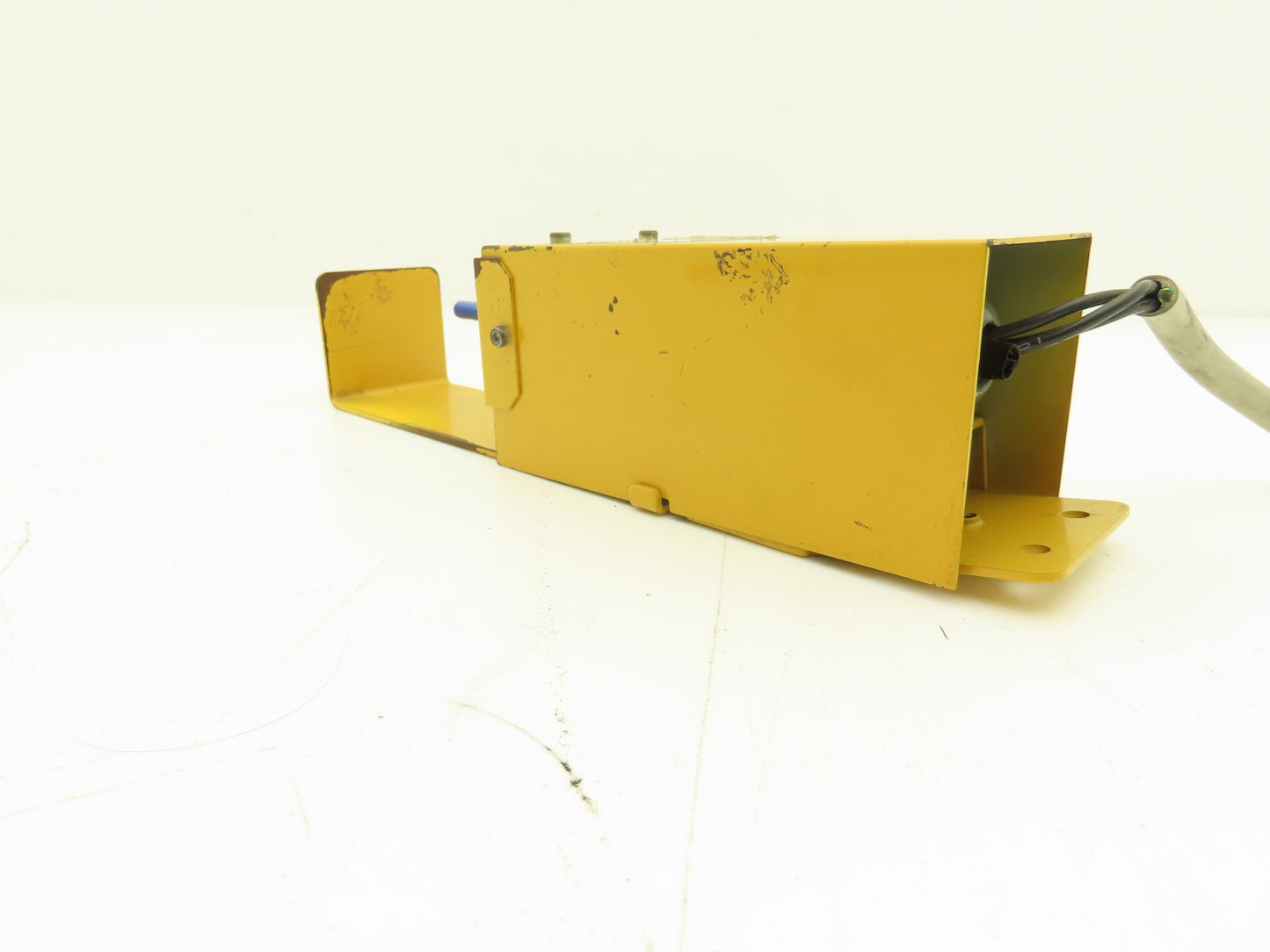 Omron TP70-1S2 Nagara Flexible Rod Switch Front Mount 125VAC