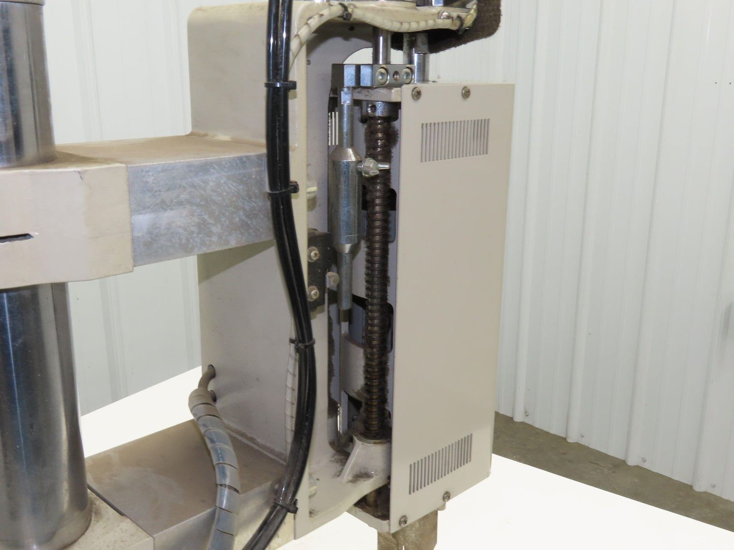 Seidensha P37A Ultrasonic Welder Head Unit Only 1/4 X 2.5" Tip