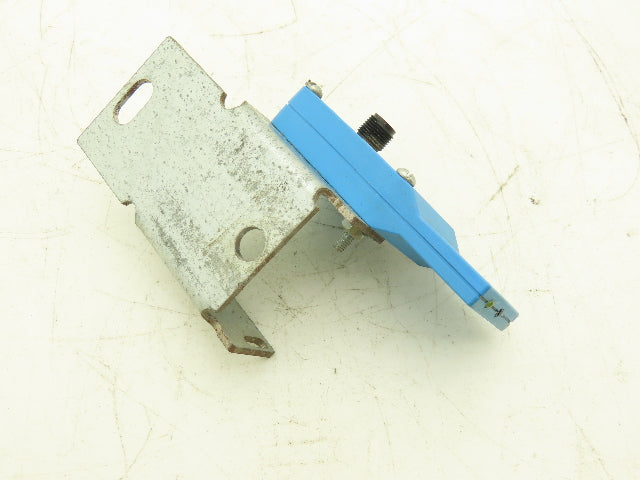Sick WTR2-P551S08 Photoelectric Sensor Photo Switch Photoeye 4 Pin M12 Lot of 3
