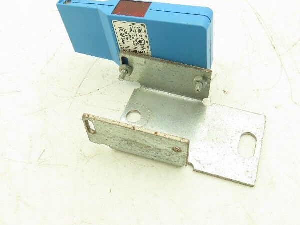 Sick WTR2-P551S08 Photoelectric Sensor Photo Switch Photoeye 4 Pin M12 Lot of 3