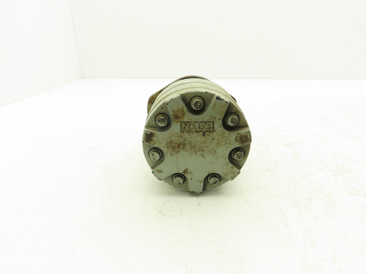 Char-Lynn 103 1044 010 Hydraulic Motor 15 GPM 1900 PSI 2-Bolt SAE-A