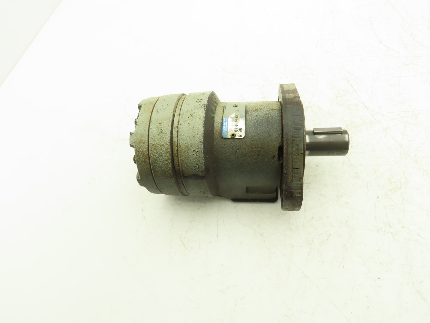 Char-Lynn 103 1044 010 Hydraulic Motor 15 GPM 1900 PSI 2-Bolt SAE-A