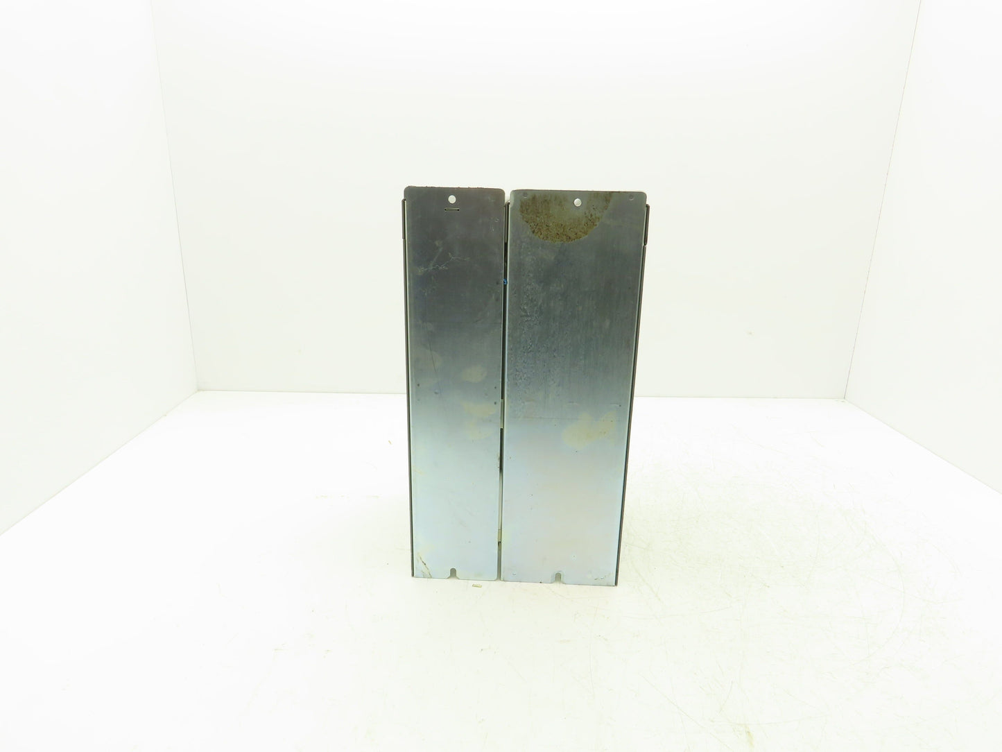 Okuma E7191-090-008 Opus7000 PLC Chassis Enclosure Only