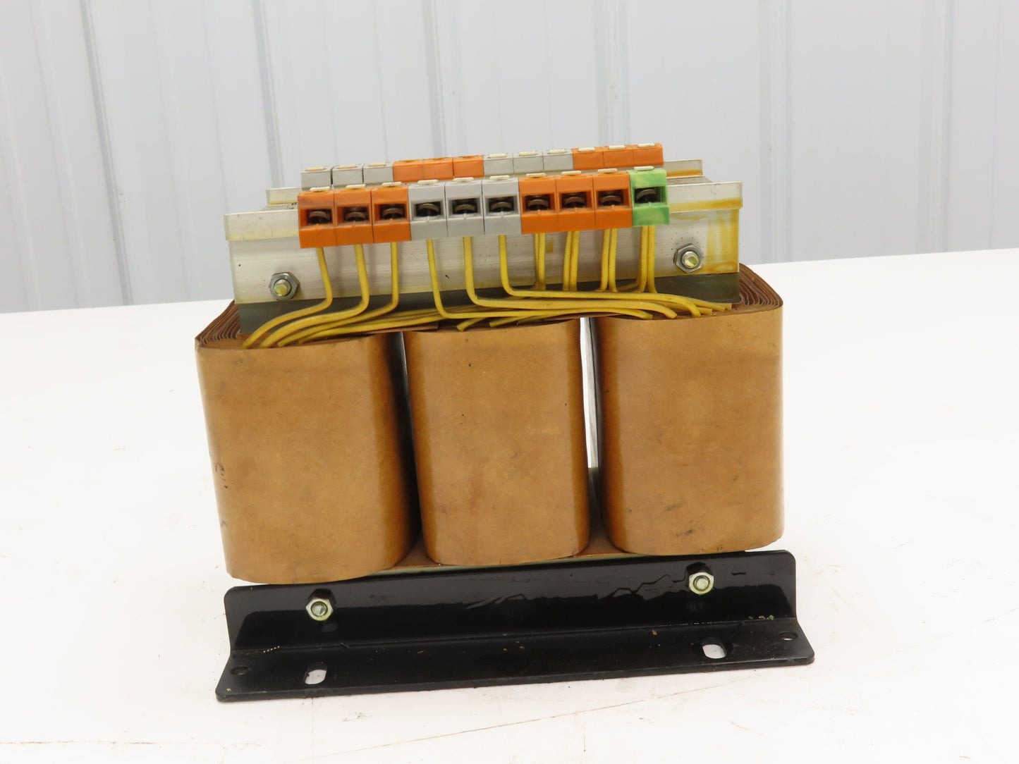 Jeou Yih Stepdown Transformer 2.6kVA 3Ph 220/230/440/460V - 12/24/100/110/220V