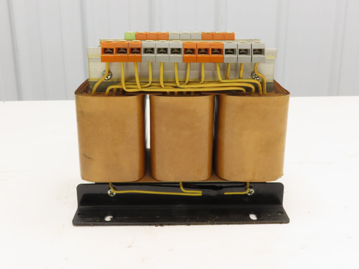 Jeou Yih Stepdown Transformer 2.6kVA 3Ph 220/230/440/460V - 12/24/100/110/220V