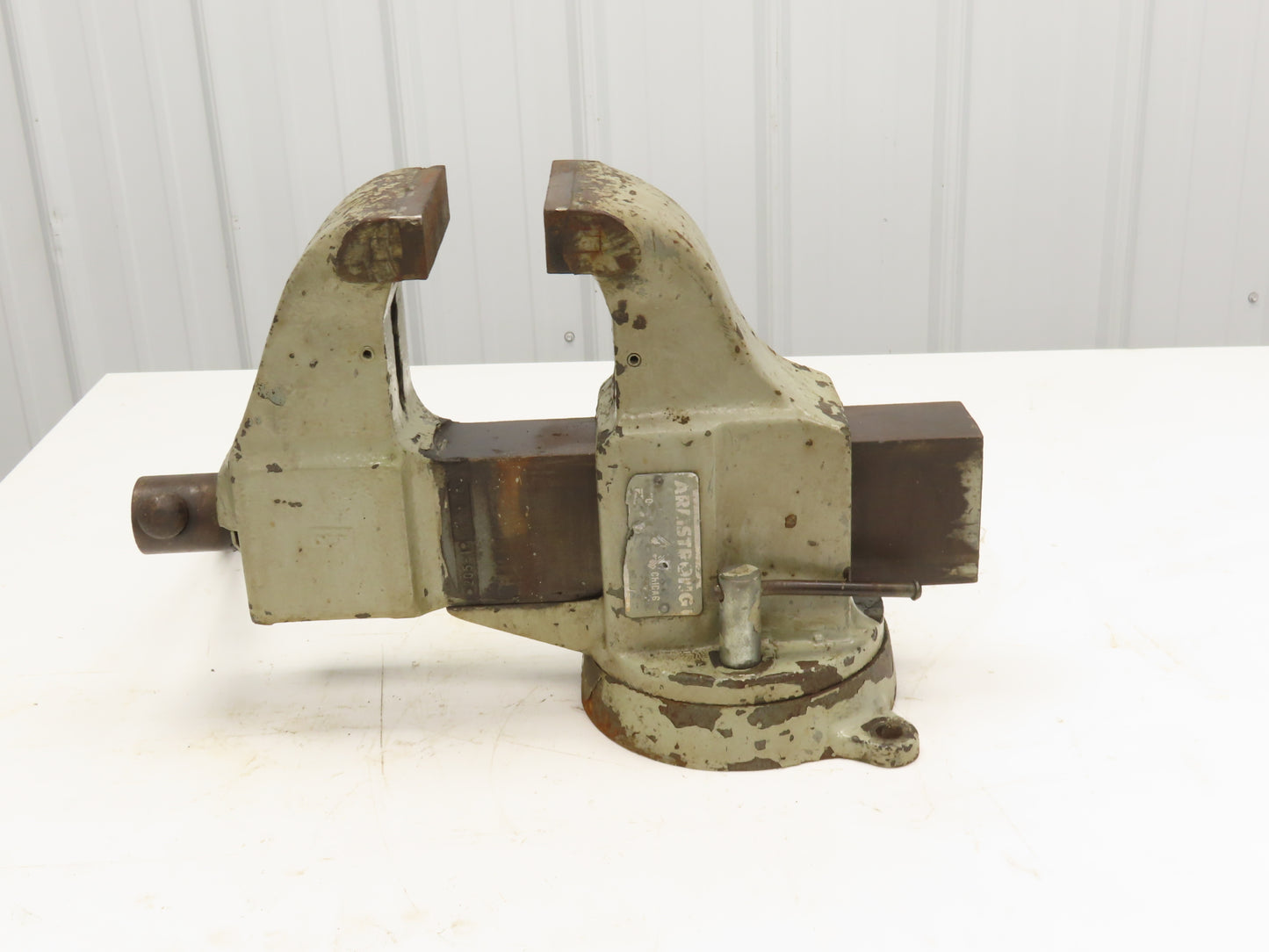 Armstrong Model 205-1 Swiveling Bench Vise 5" Vtg Heavy Duty American Made