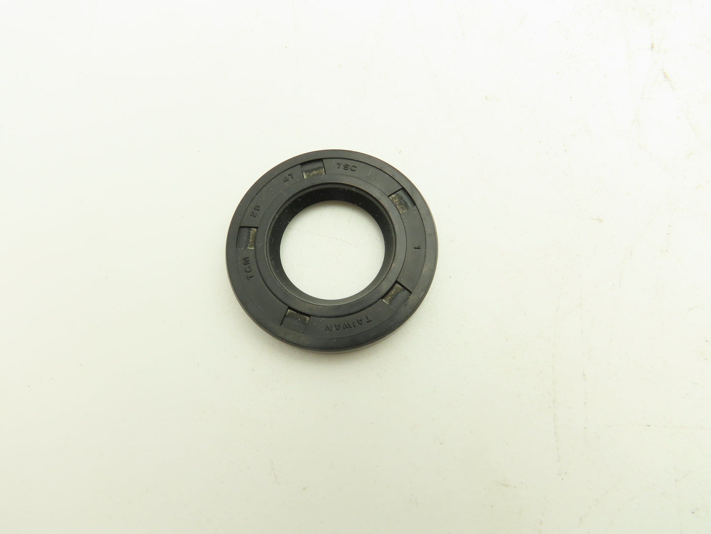 TCM 25-47-7SC Metric Oil Seal Nitrile Rubber Single Lip 24x47x7mm Lot of 9