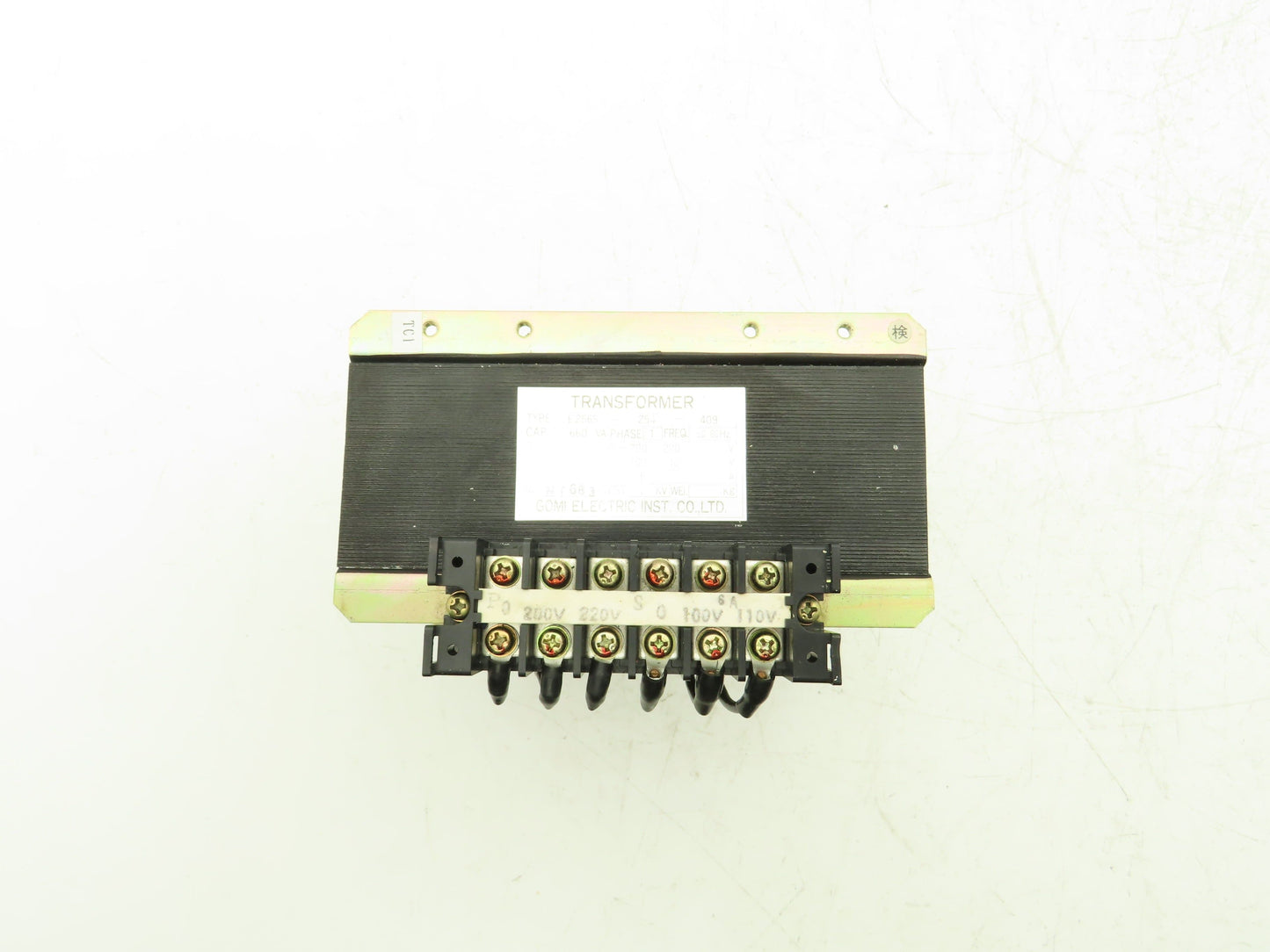 Gomi Electric Stepdown Transformer 2kV 1Ph HV200/220 - LV100/110
