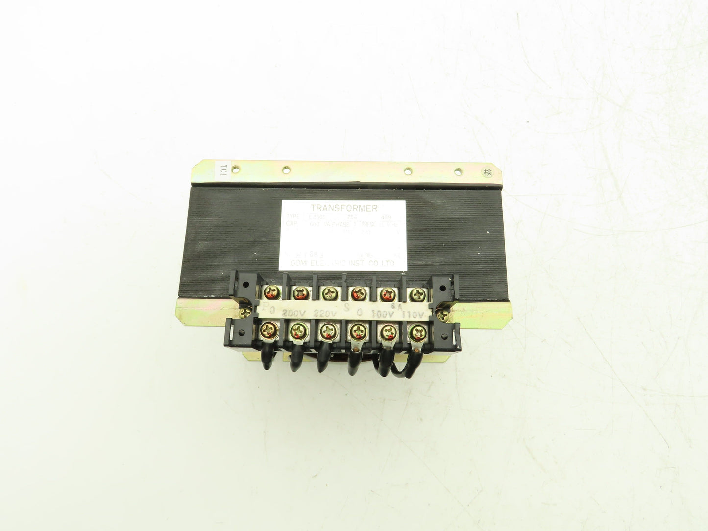 Gomi Electric Stepdown Transformer 2kV 1Ph HV200/220 - LV100/110