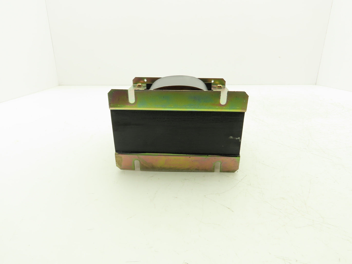 Gomi Electric Stepdown Transformer 2kV 1Ph HV200/220 - LV100/110
