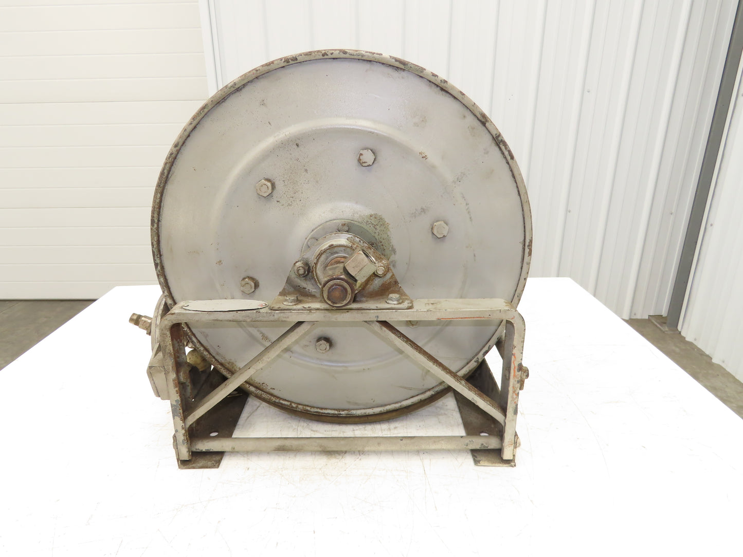 Hannay Reels 716-19-20 C Retractable Industrial Water/Air Hose Reel 1/2" X 48'