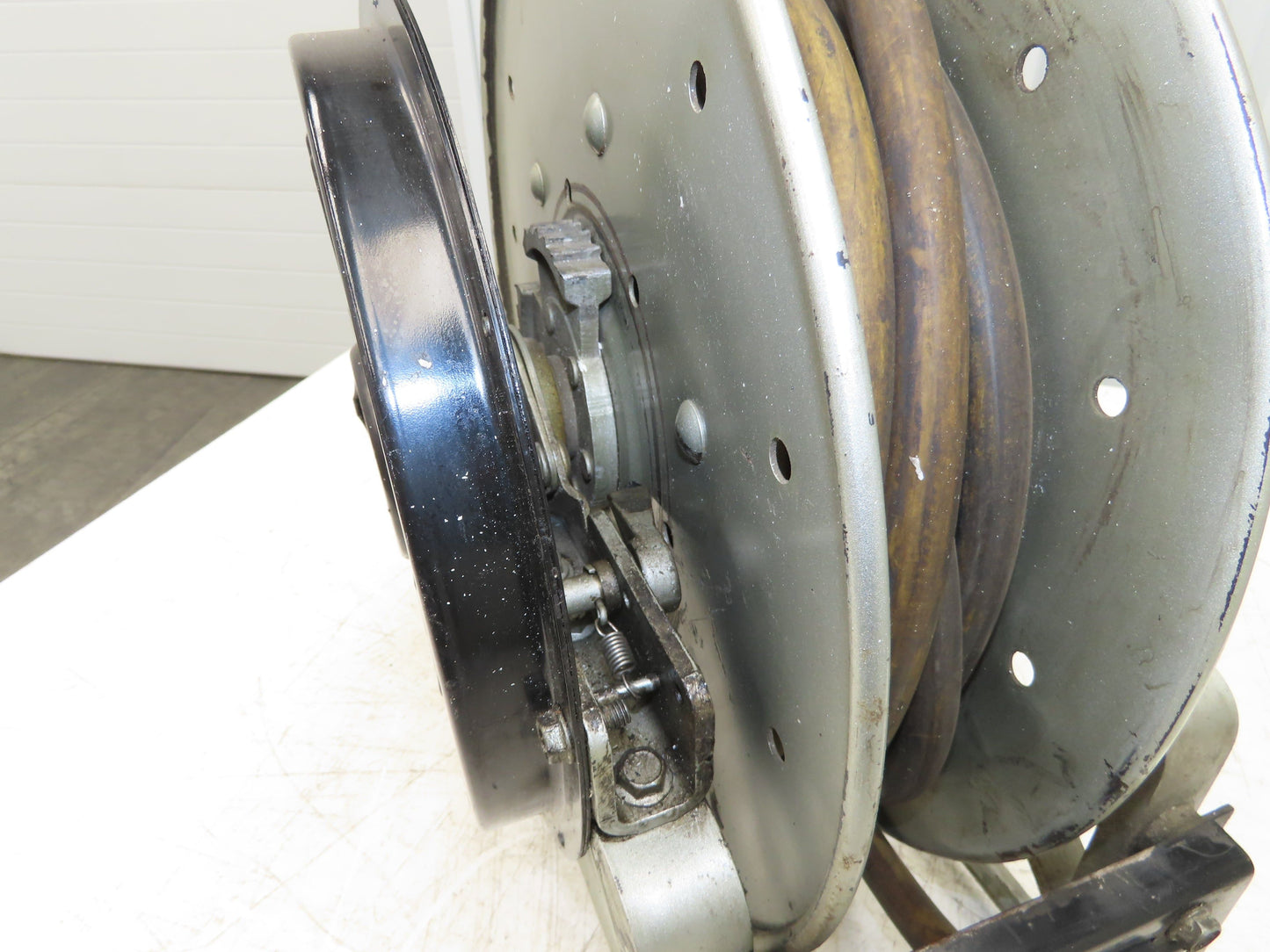 Hannay Reels 716-19-20J SR Retractable Industrial Air Hose Reel 1/2" X 41'