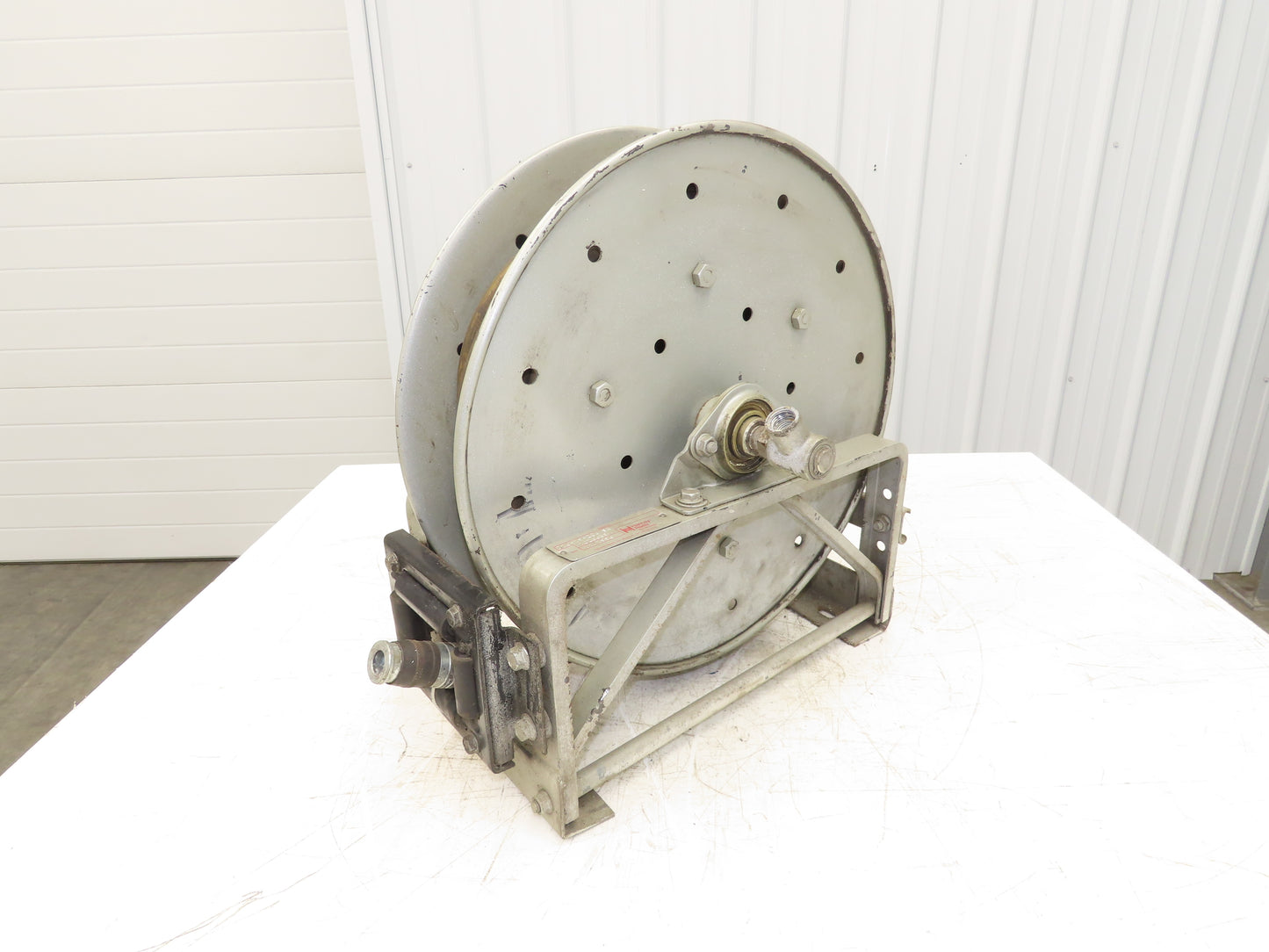 Hannay Reels 716-19-20J SR Retractable Industrial Air Hose Reel 1/2" X 41'