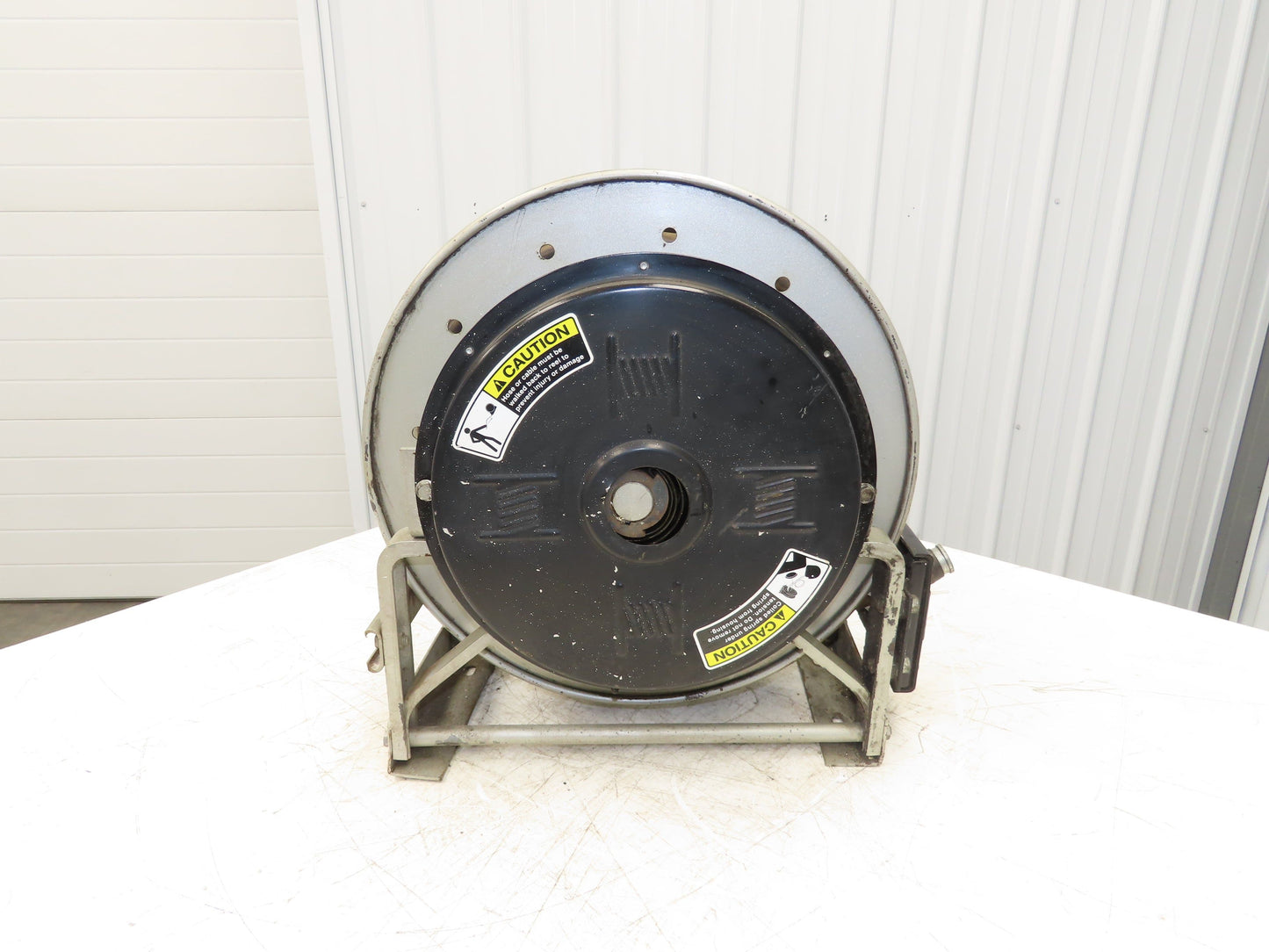 Hannay Reels 716-19-20J SR Retractable Industrial Air Hose Reel 1/2" X 41'