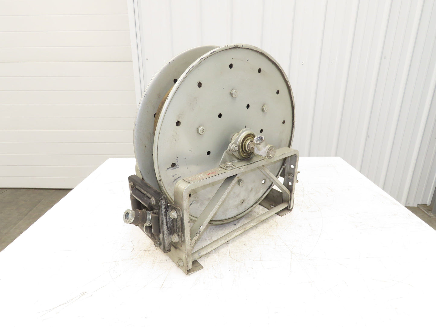 Hannay Reels 716-19-20J SR Retractable Industrial Air Hose Reel 1/2" X 41'