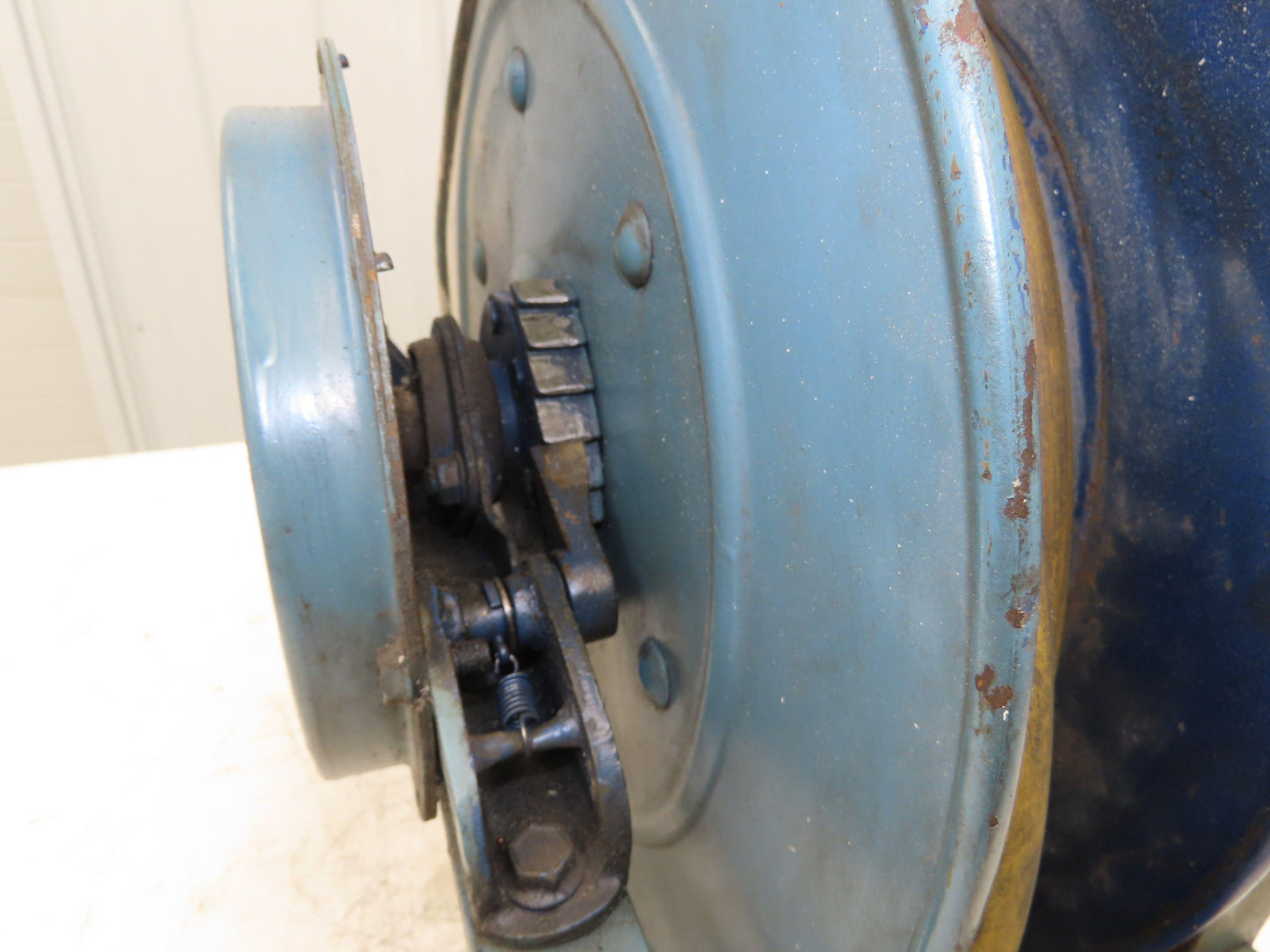 Hannay Reels 716-19-20C SR Retractable Industrial Air Hose Reel 1/2" X 39' Bent