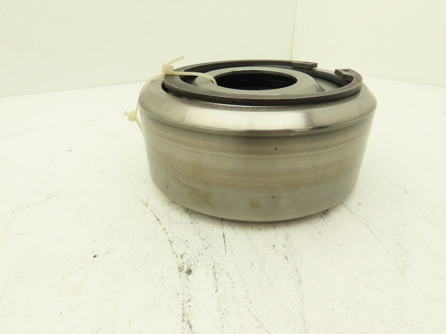 INA F-553719.NNTR Yoke Track Roller Bearing 60mm ID 165mm OD 70mm W