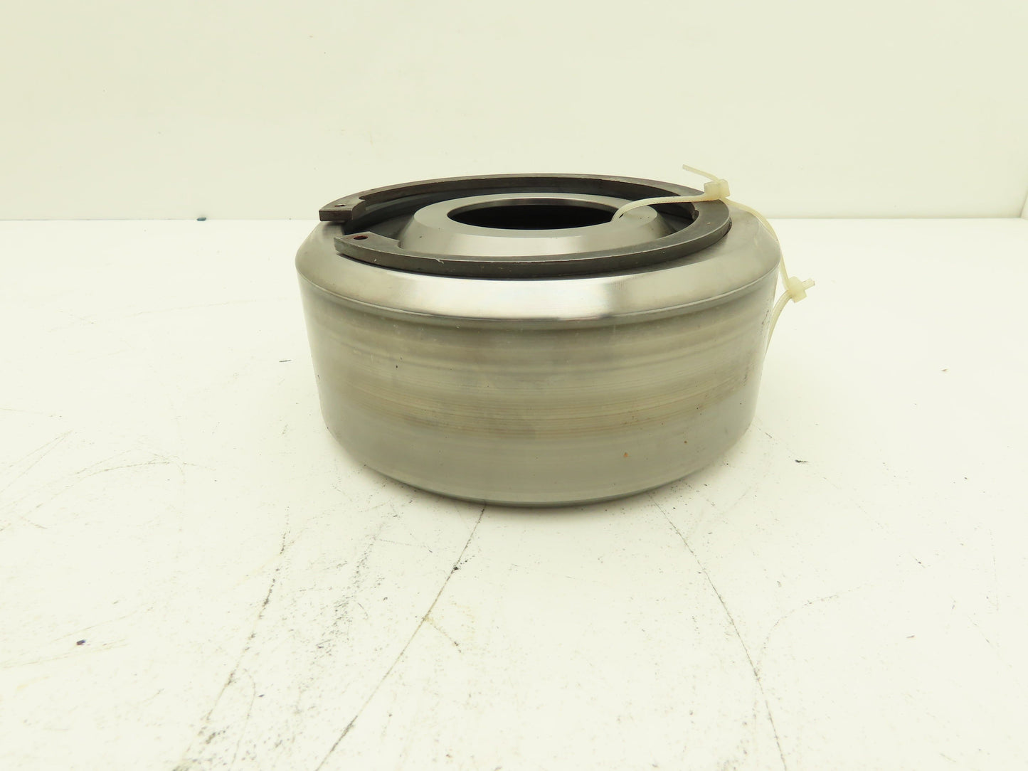 INA F-553719.NNTR Yoke Track Roller Bearing 60mm ID 165mm OD 70mm W