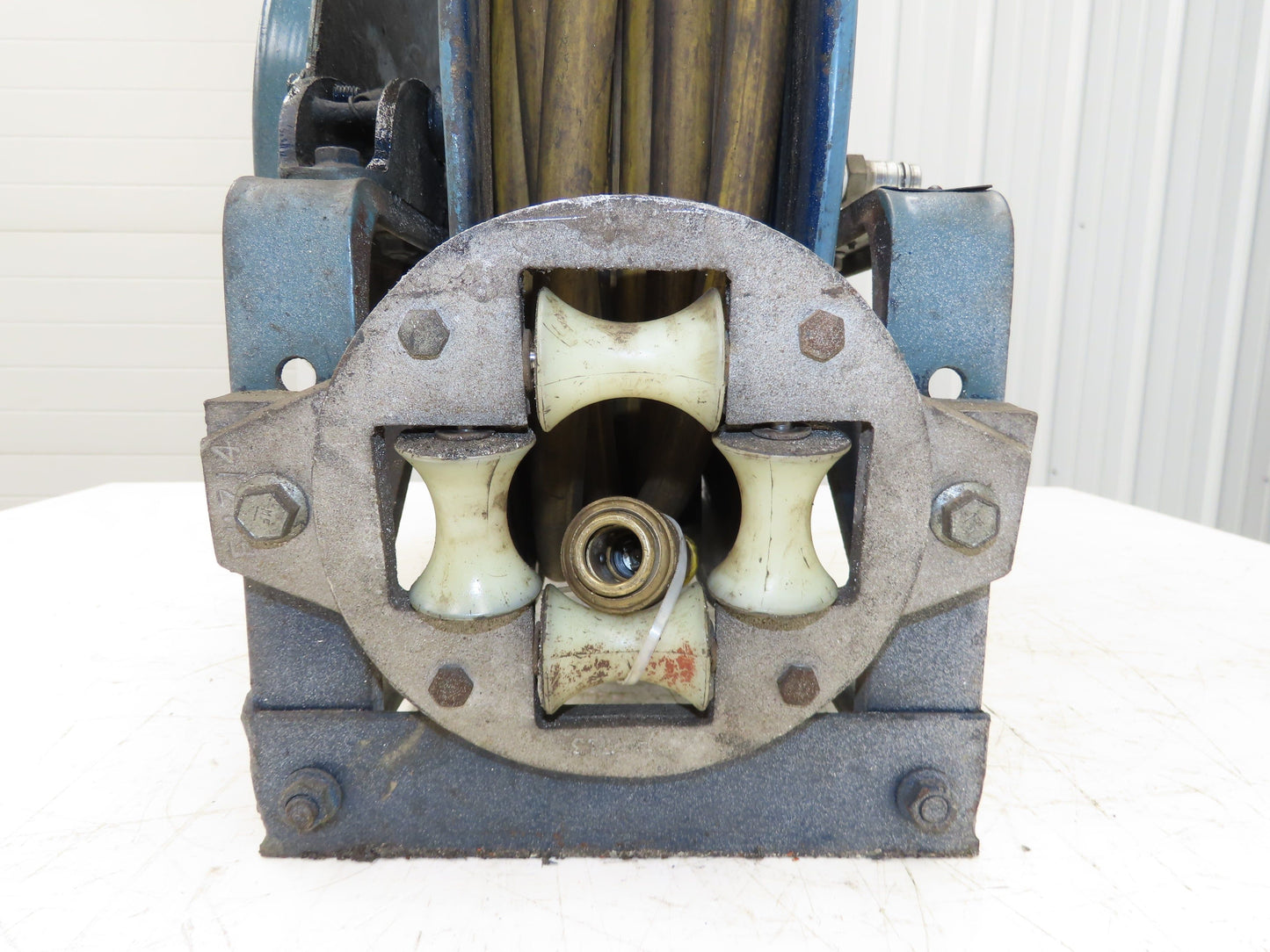 Hannay Reels 716-19-20C SR Retractable Industrial Air Hose Reel 1/2" X 41'