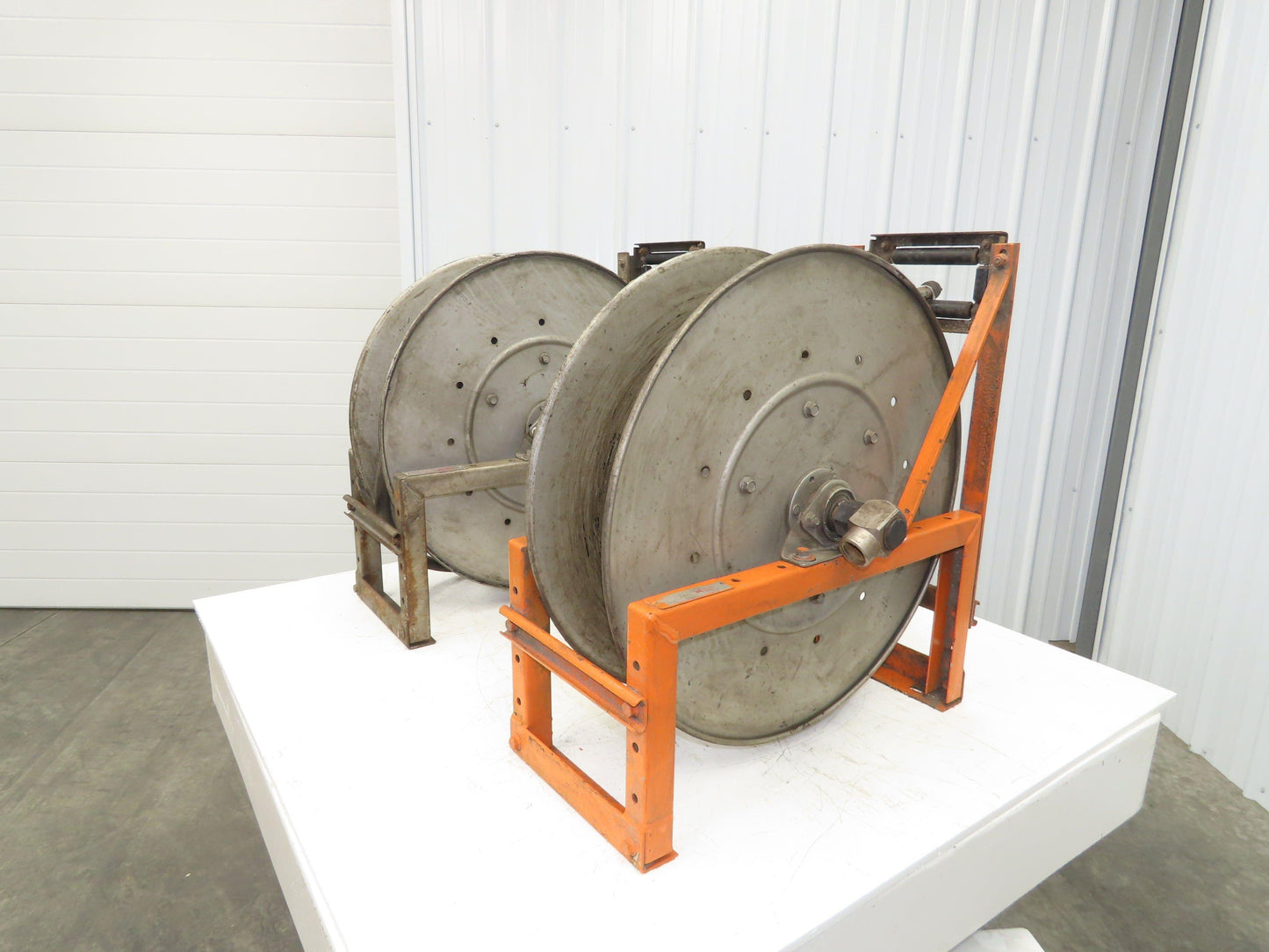 Hannay Reels 818-25-26B TR Retractable Industrial Water Hose Reel 1/2" Lot Of 2