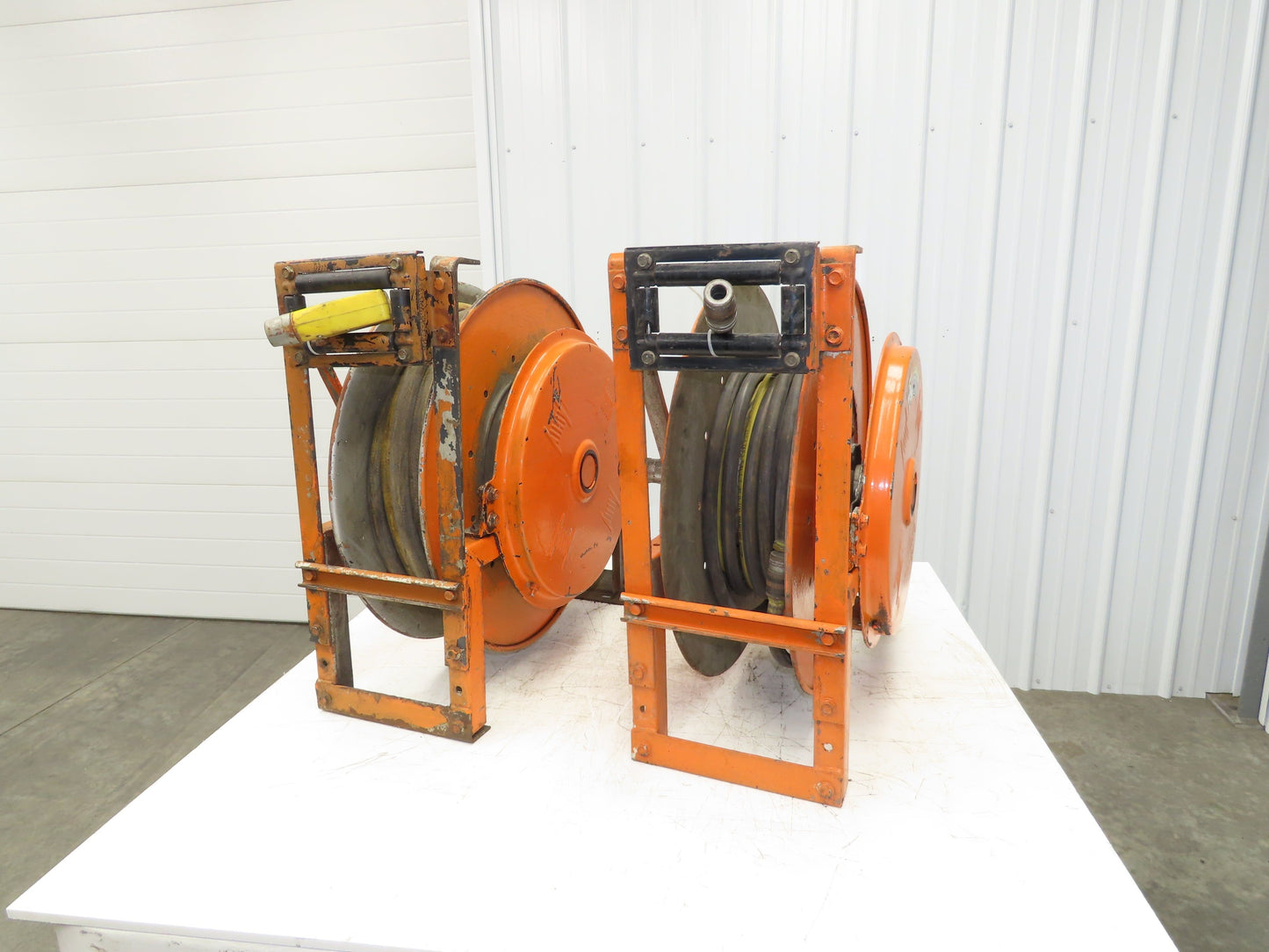 Hannay Reels 818-25-26B TR Retractable Industrial Water Hose Reel 1/2" Lot Of 2