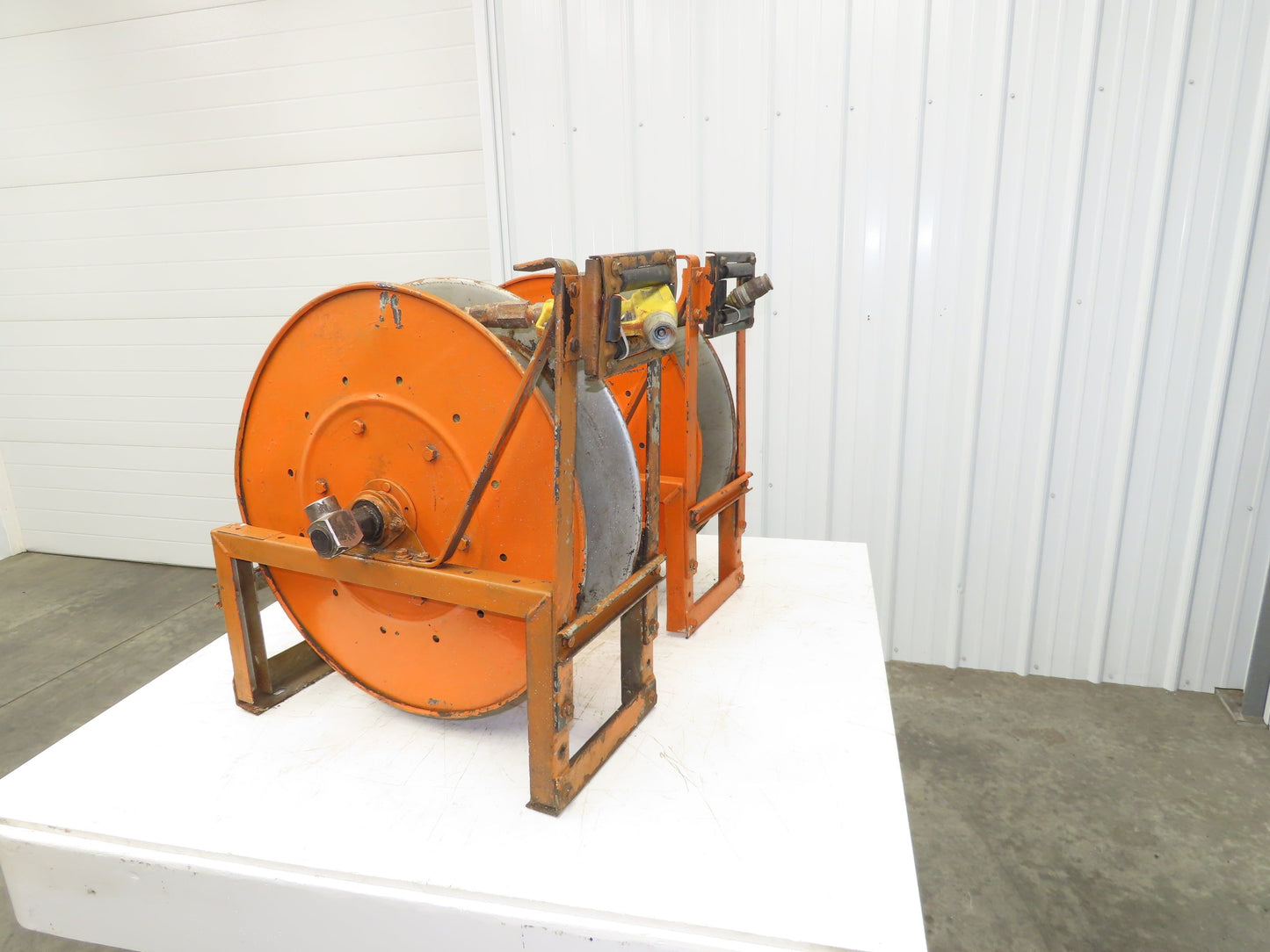 Hannay Reels 818-25-26B TR Retractable Industrial Water Hose Reel 1/2" Lot Of 2