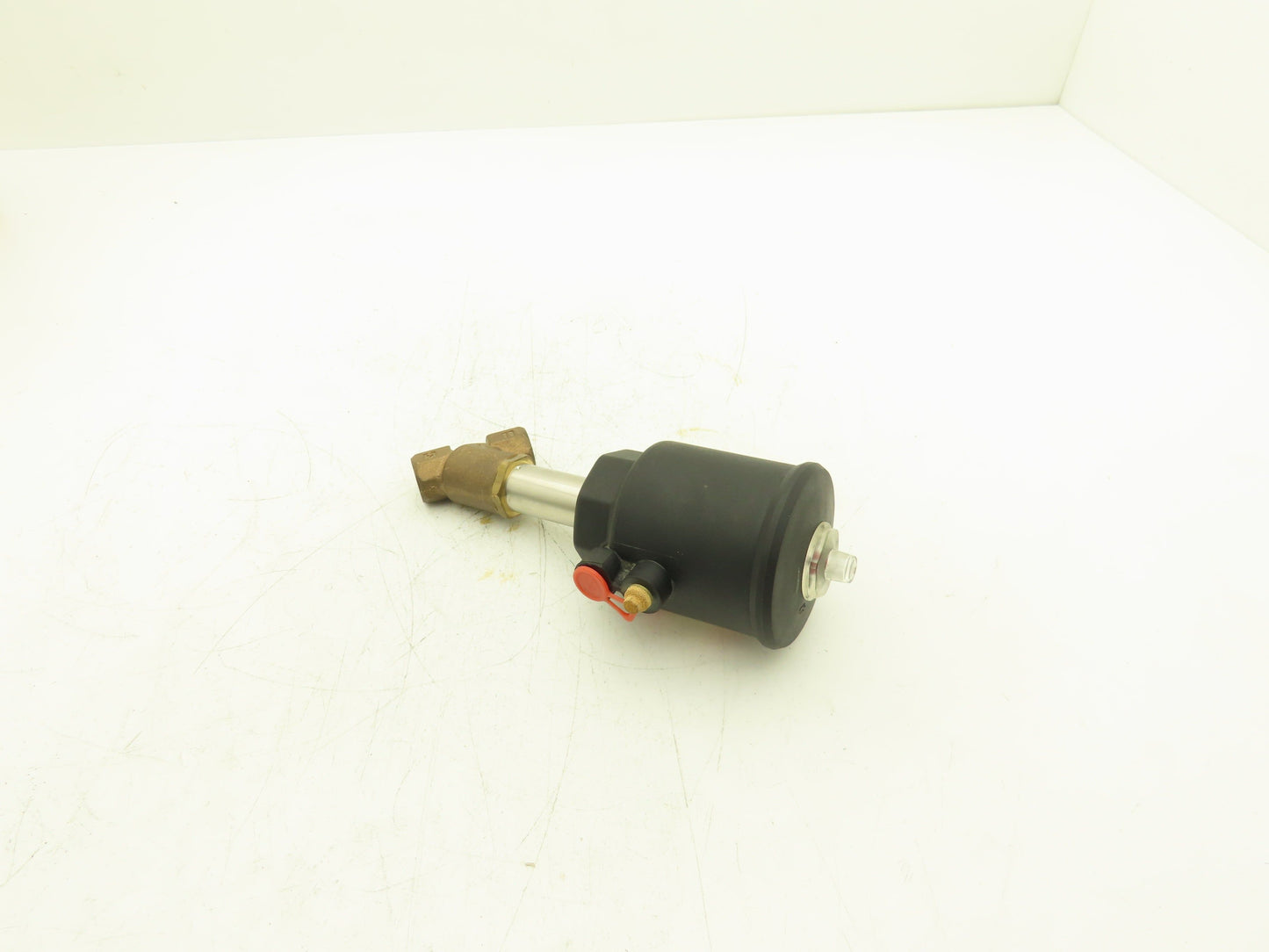 ASCO 8290A002 Piston Valve Angle Body 1/2" NPT Air/Liquid 240PSI Steam 150PSI