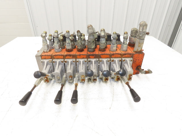 Danfoss 157U8393 Solenoid Valve 8 Station Manifold Assy 12VDC/Manual 3 Pos 2 Way