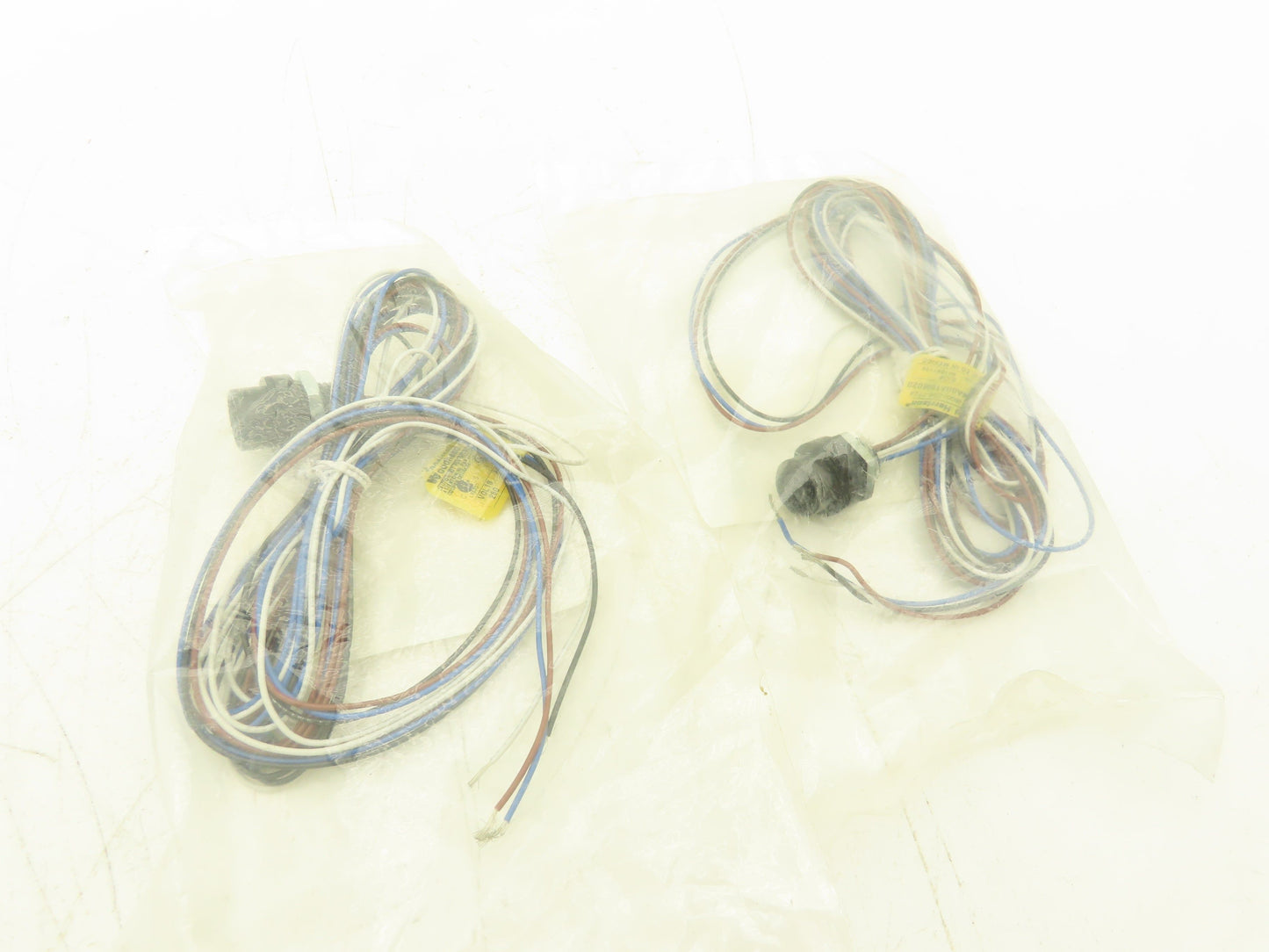 Woodhead 1200700121 Brad Connectivity Box Connector 4 Socket 4 wire Lot of 2