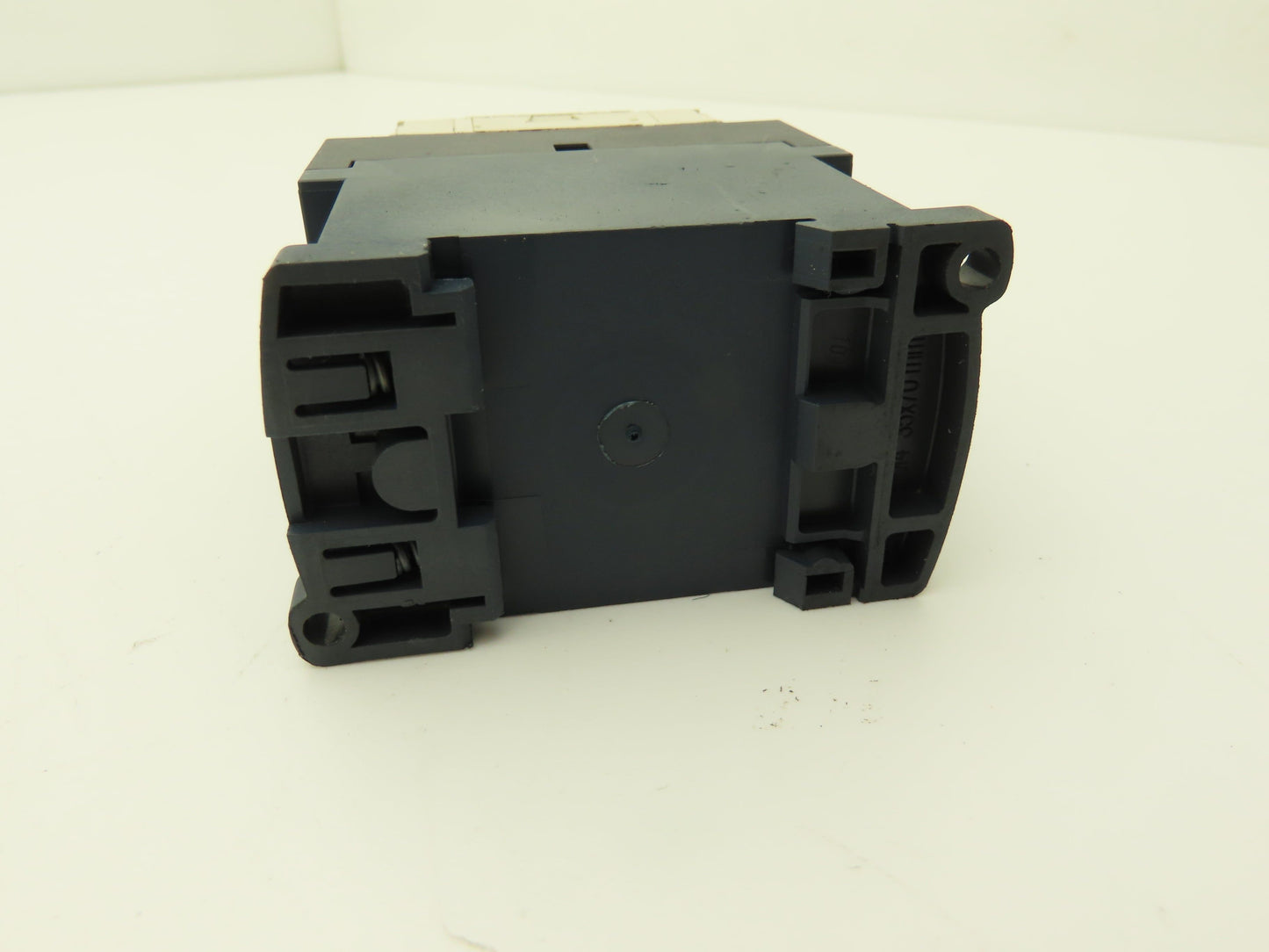 Telemecanique LC1D186 Contactor Motor Starter 32A 690V 15Hp Coil 24VDC Lot of 10