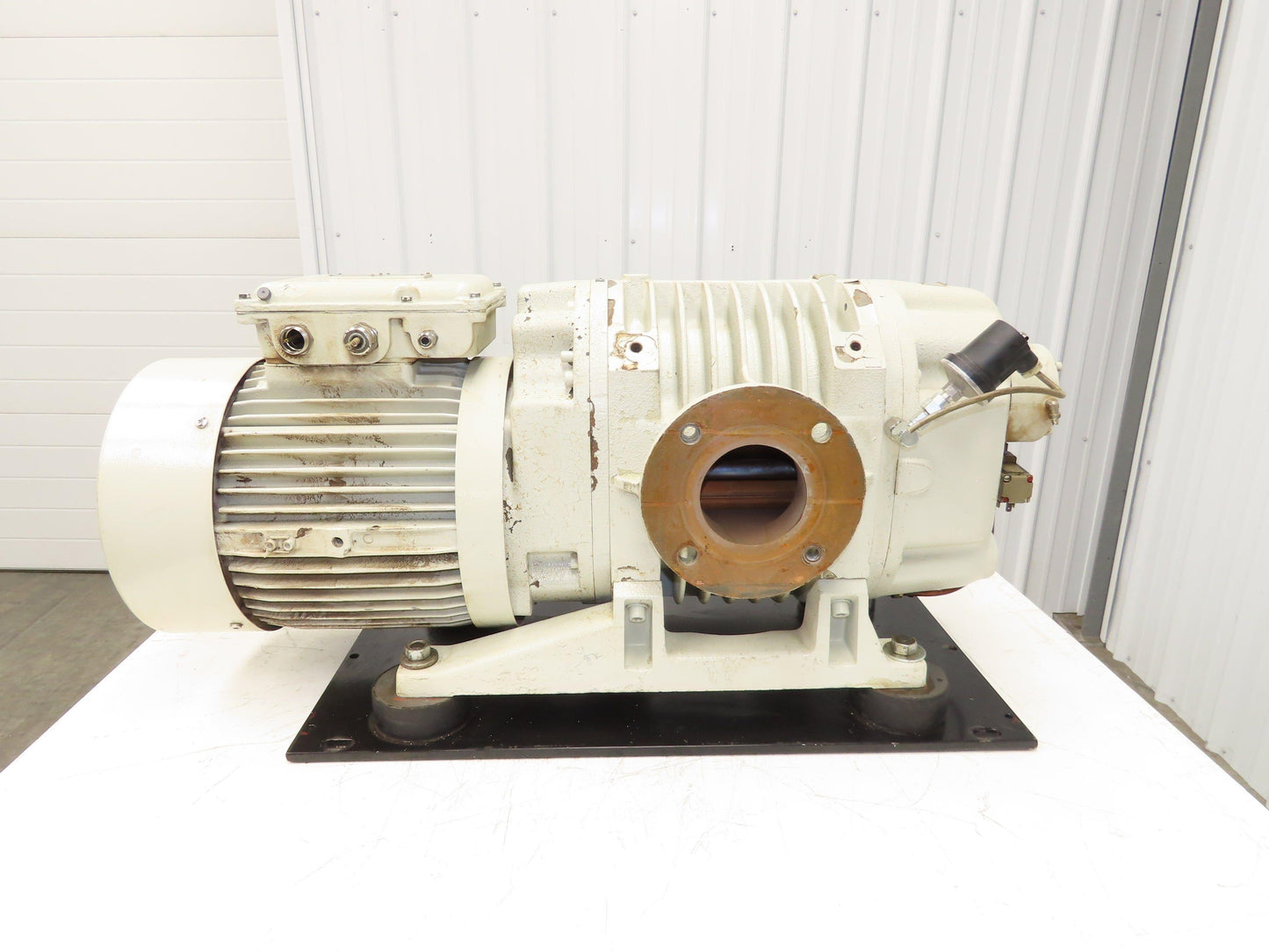 Ruvac WSLF1001 Rotary Lobe Vacuum Pump Blower 230/460V 3Ph 80 mbar 1000 m3/h