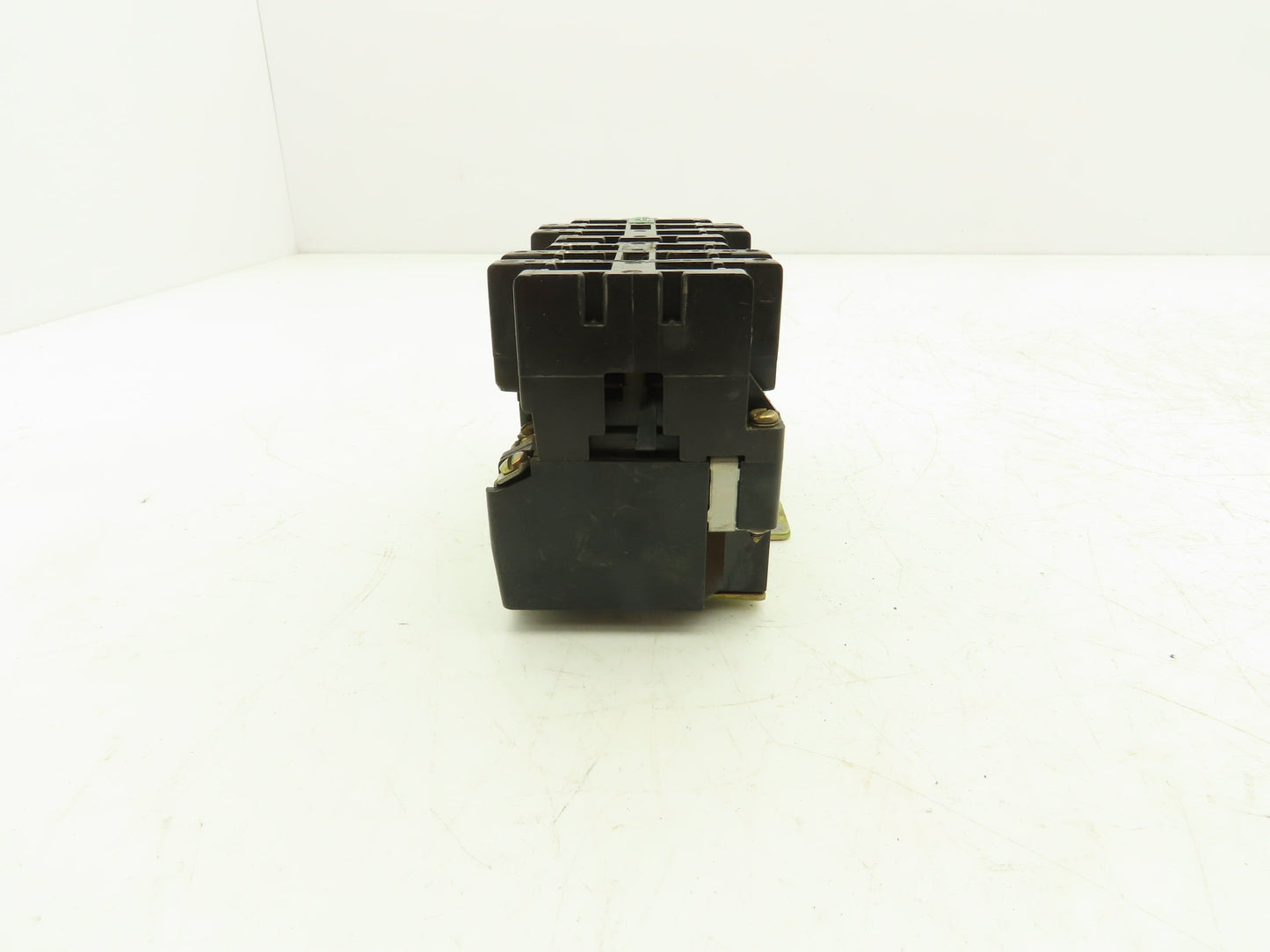 Square D 8965 S0-3 Reversing Hoist Contactor 3Hp 600V 3Ph Ser A Coil 120VAC
