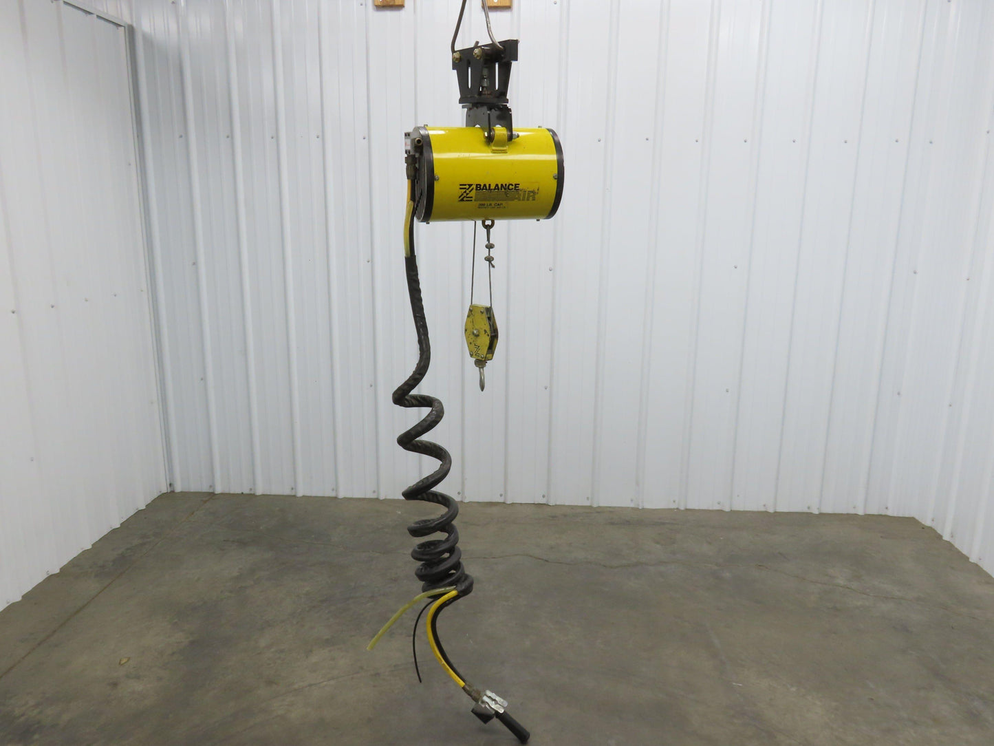 Ingersoll Zimmerman BA020120 Pneumatic Air Balancer 6' Travel 400Lb Swivel Mount