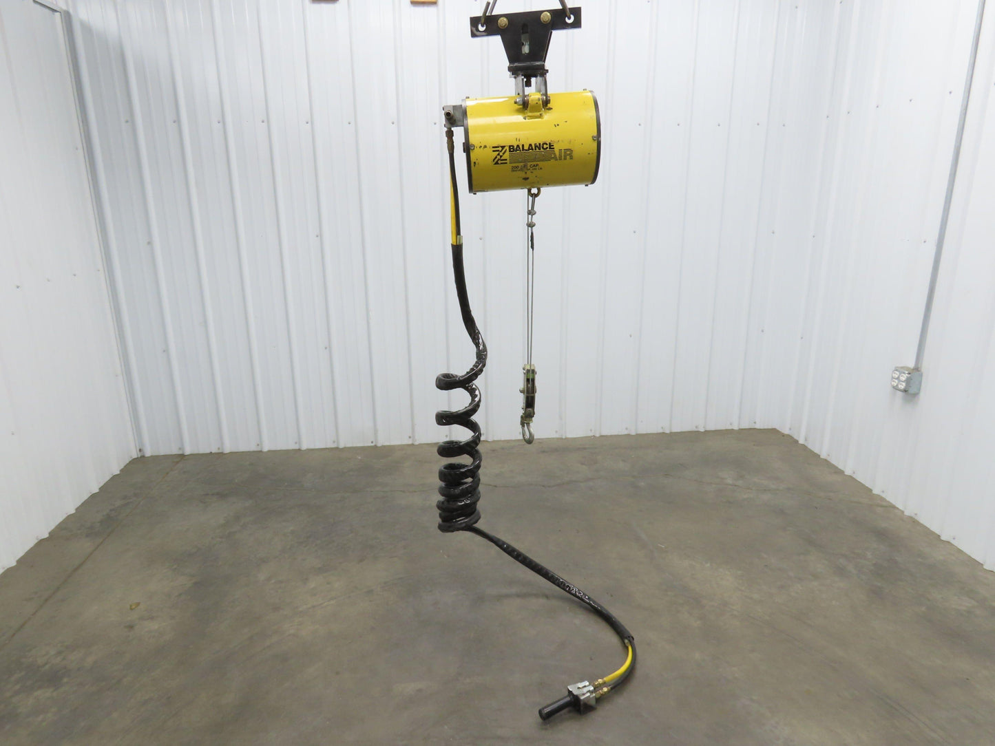 Ingersoll Zimmerman BA040060 Pneumatic Air Balancer 6' Travel 400Lb Swivel Mount