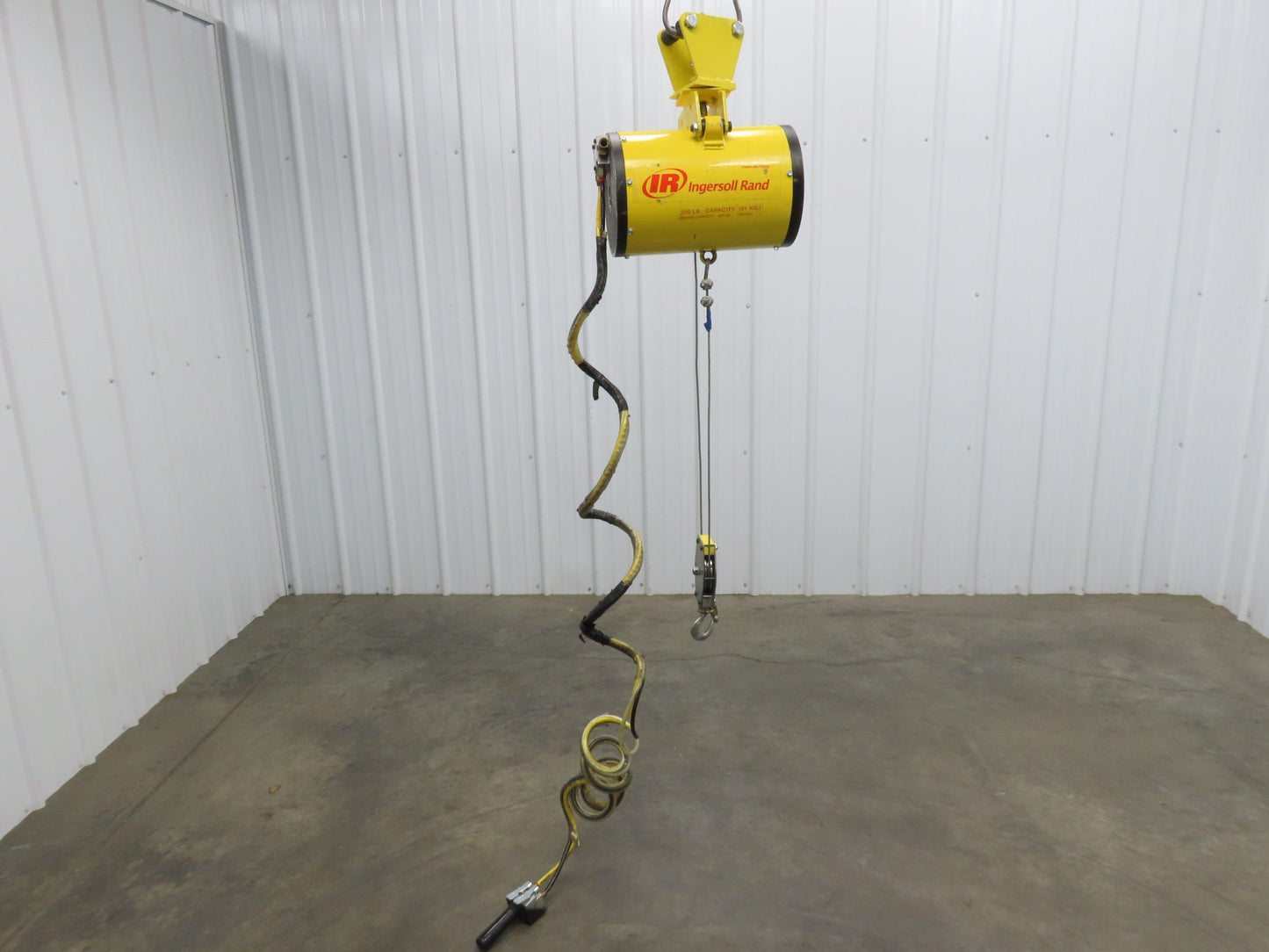 Ingersoll Zimmerman BW020120 Pneumatic Air Balancer 6' Travel 400Lb Swivel Mount