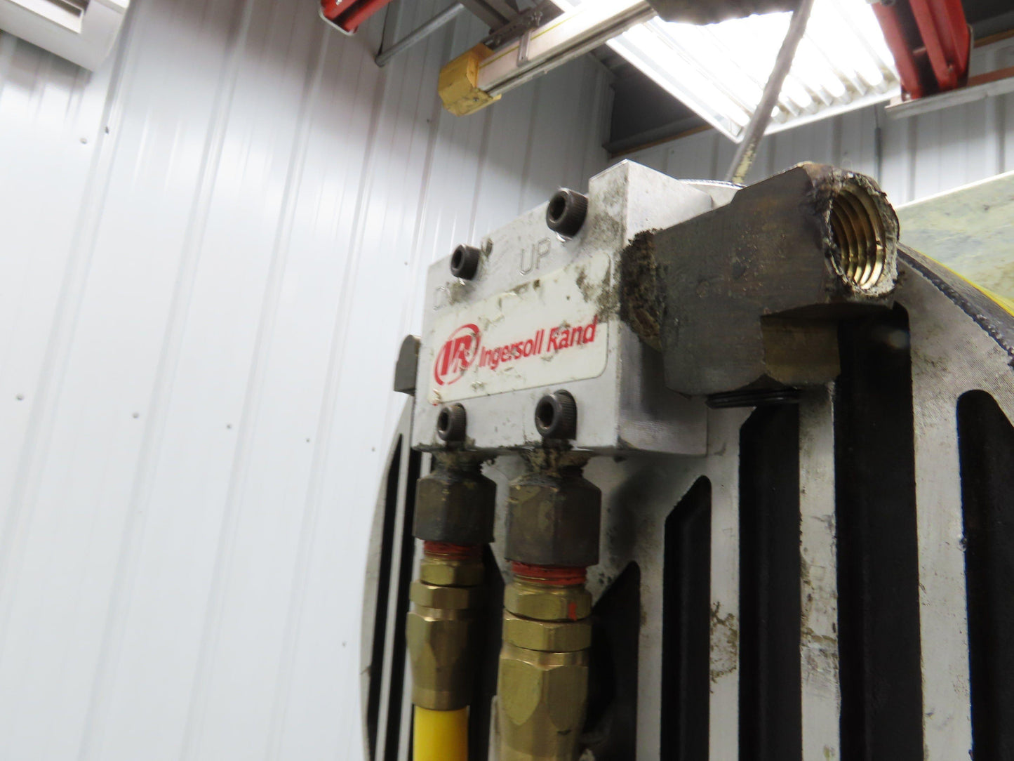 Ingersoll Zimmerman BA020120 Pneumatic Air Balancer 6' Travel 400Lb w/Load Block