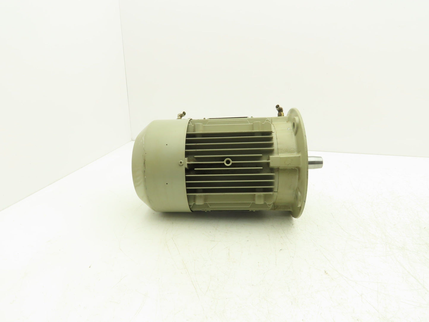 Siemens 1LA9090-6KA91ZN23 Metric AC Motor .75kw 1145rpm 230/460V 3PH IEC 90